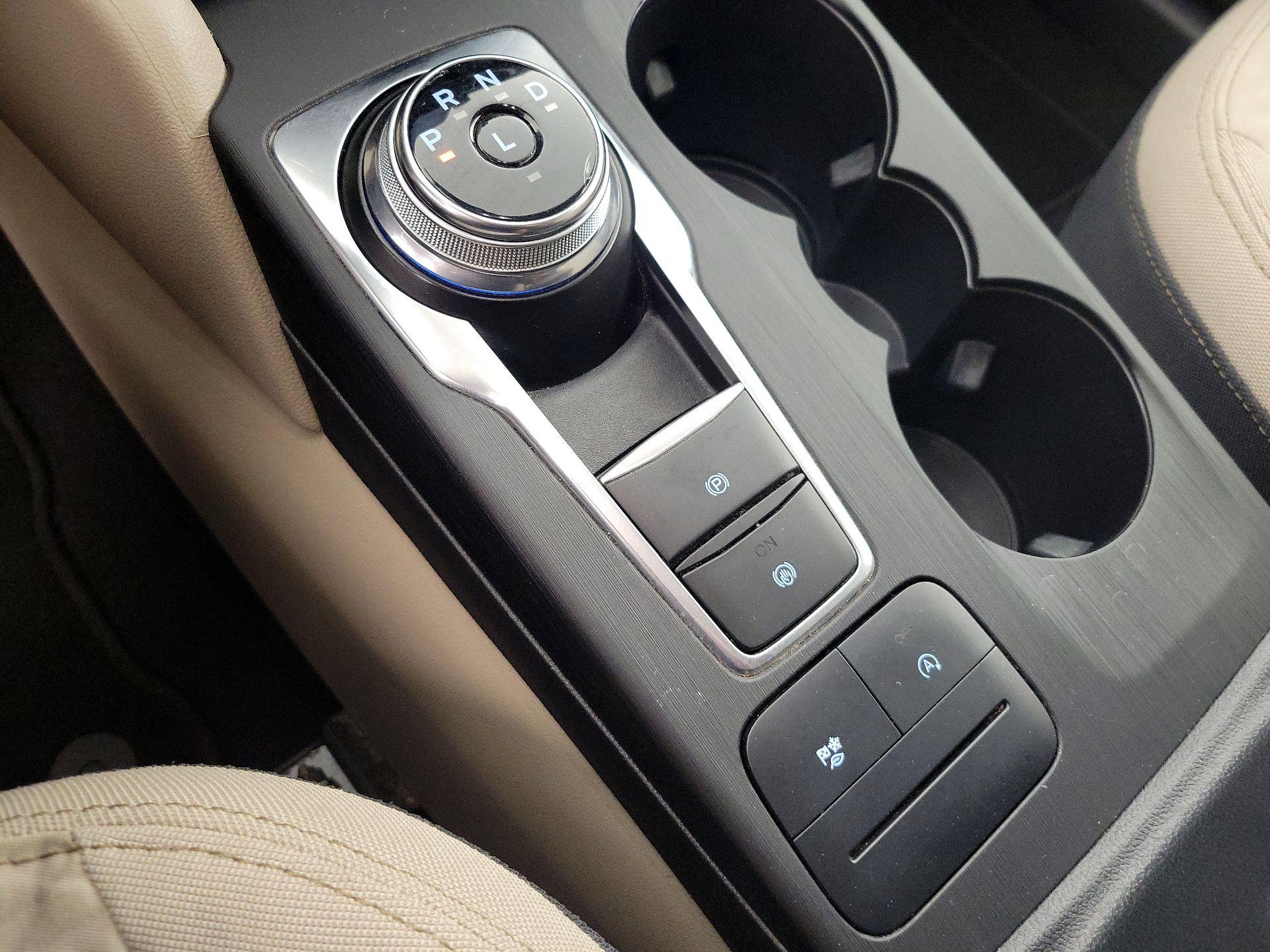 Thumbnail: 2020 Ford Escape - 18