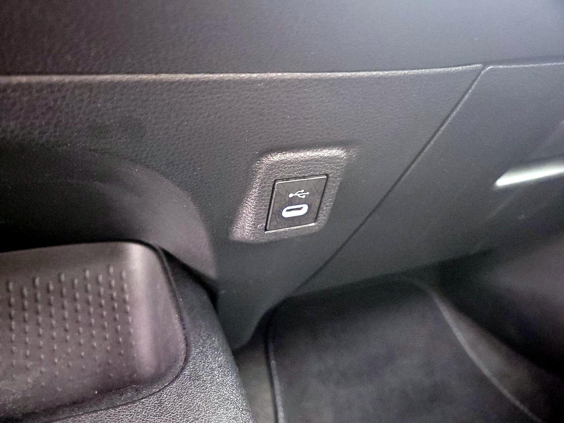 Thumbnail: 2024 Toyota Corolla - 18