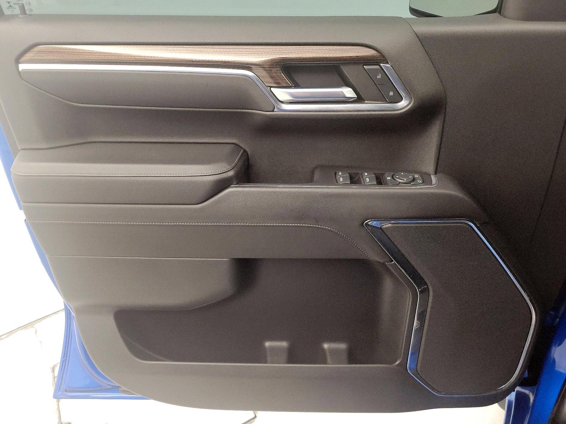 Thumbnail: 2022 Chevrolet Silverado 1500 - 12