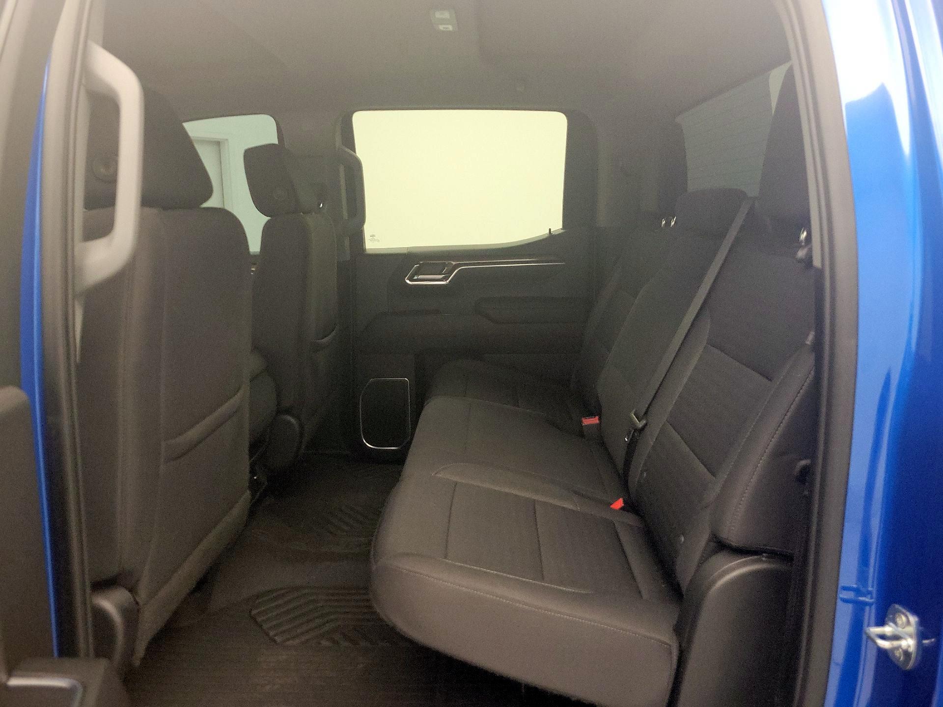 Thumbnail: 2022 Chevrolet Silverado 1500 - 19