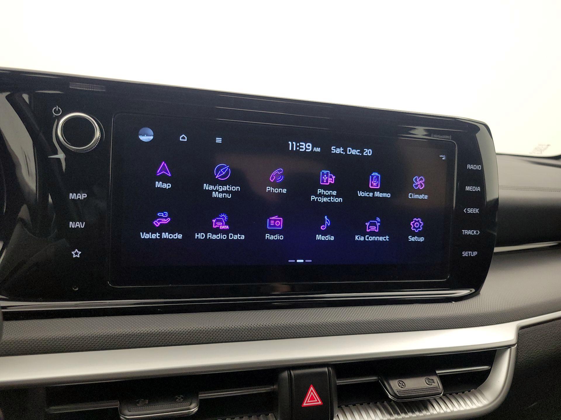 Thumbnail: 2023 Kia K5 - 16