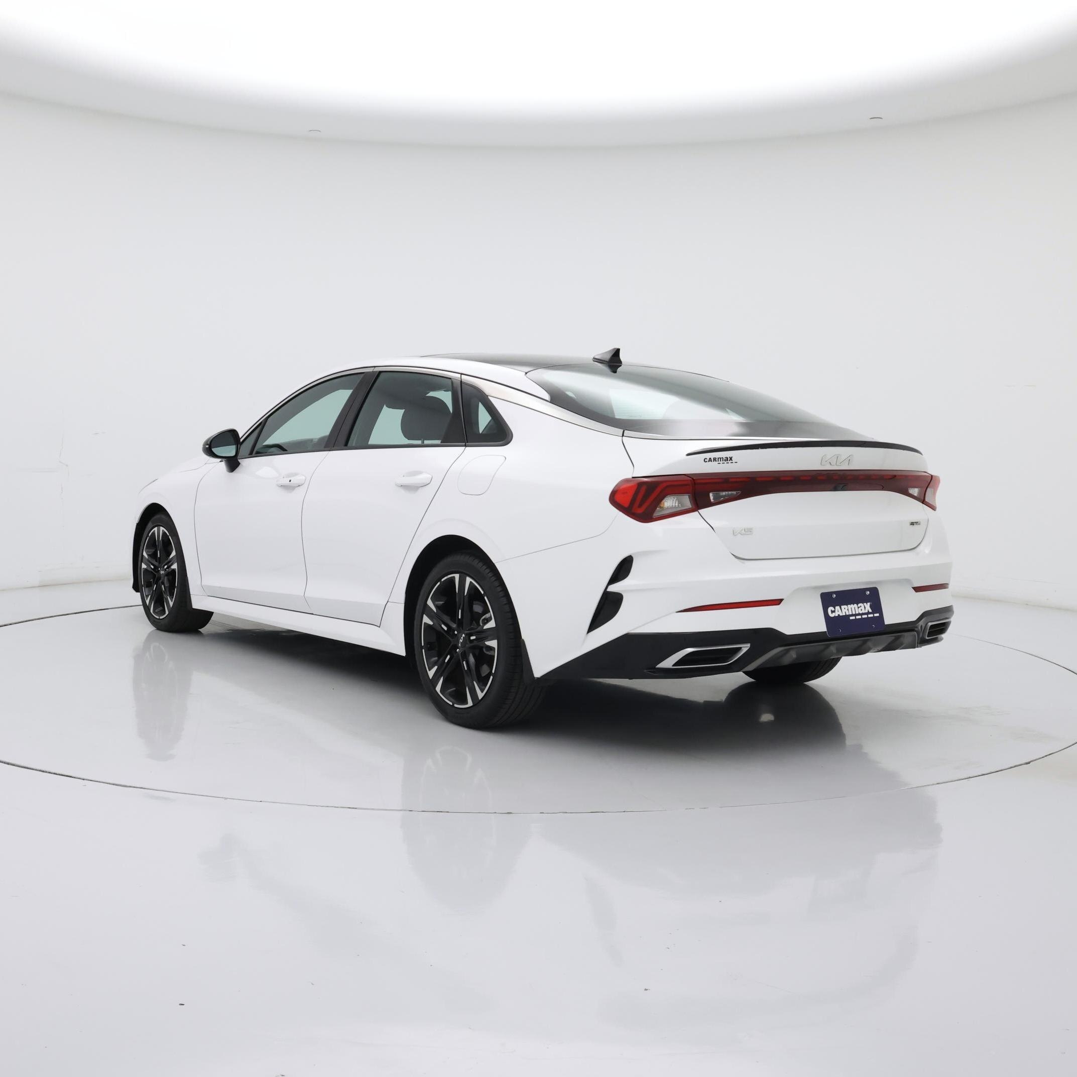 Thumbnail: 2023 Kia K5 - 2