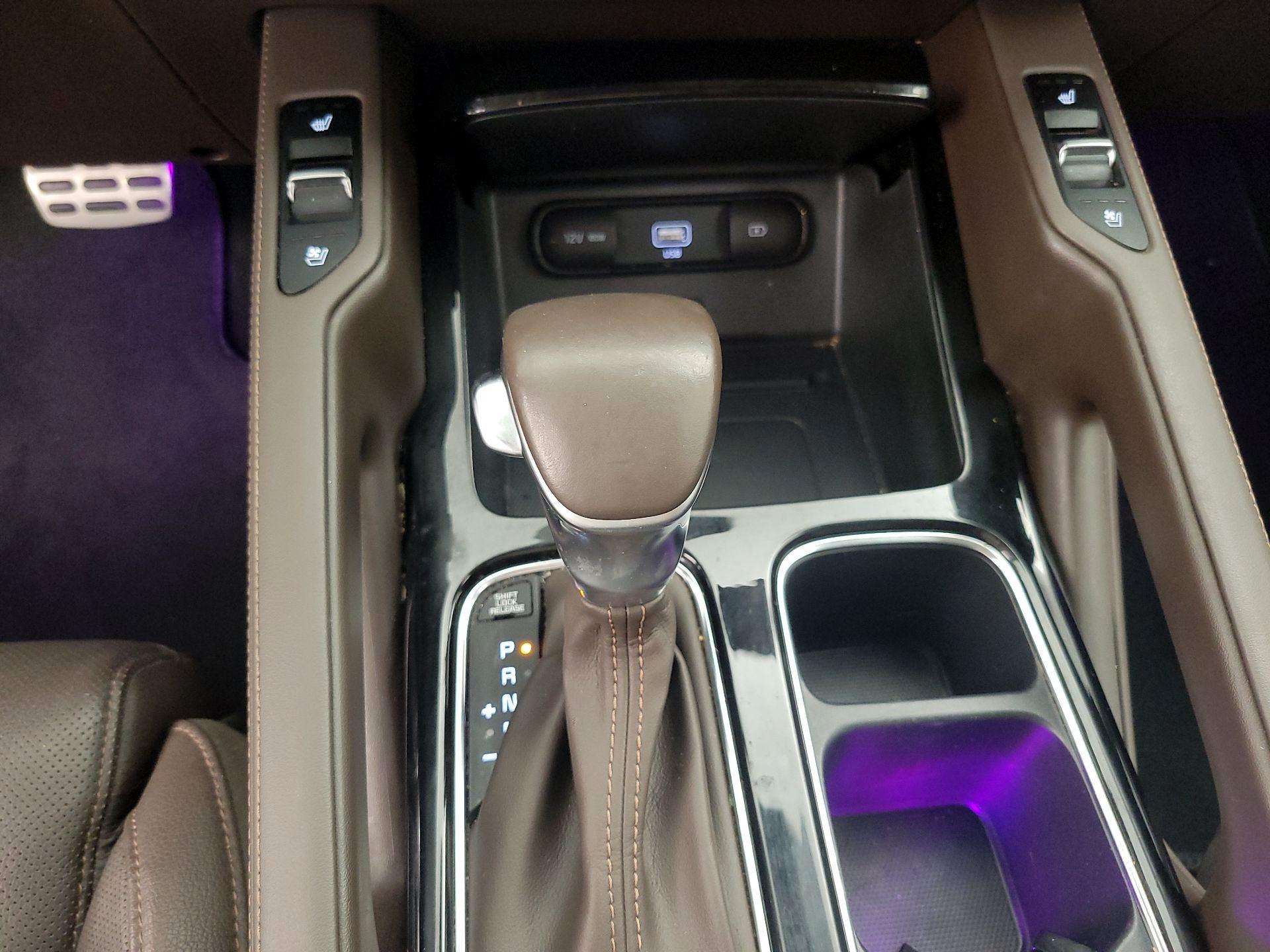 Thumbnail: 2022 Kia Telluride - 18