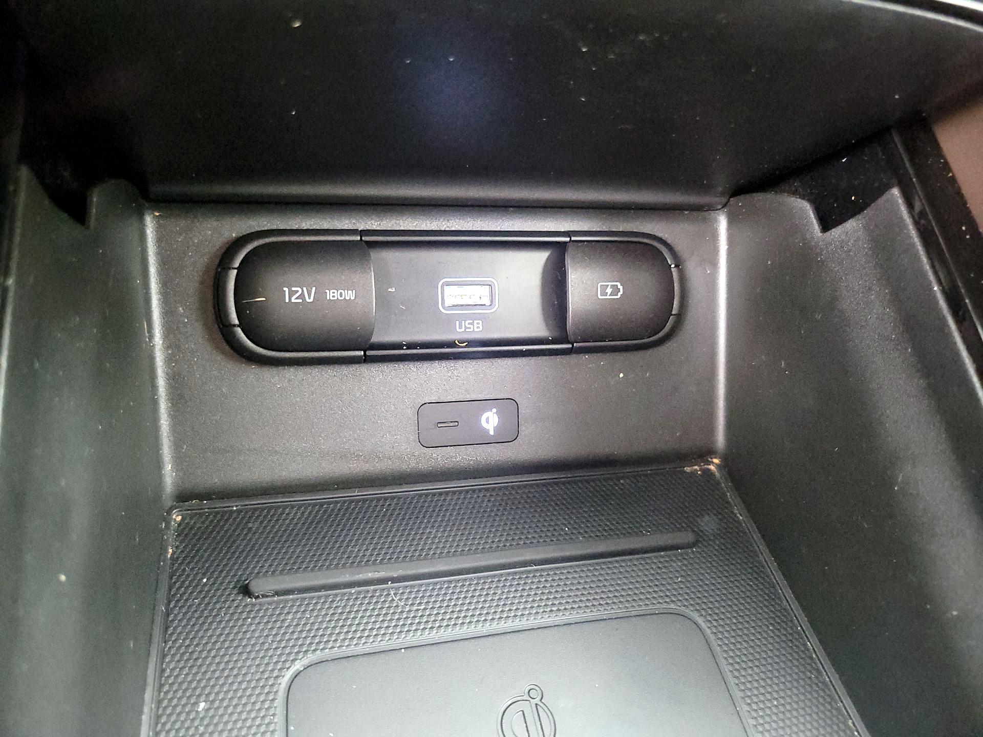 Thumbnail: 2022 Kia Telluride - 19