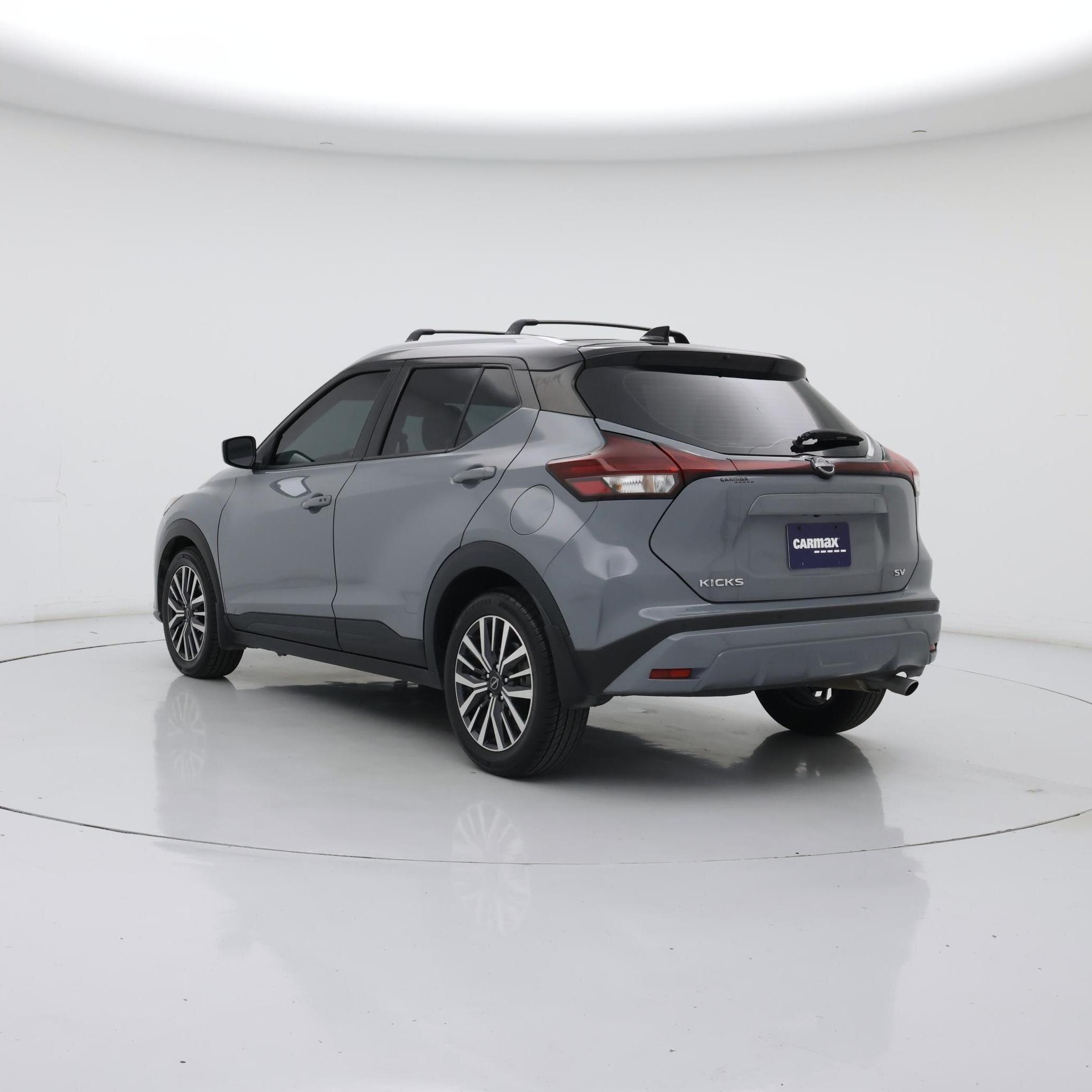 Thumbnail: 2023 Nissan Kicks - 2