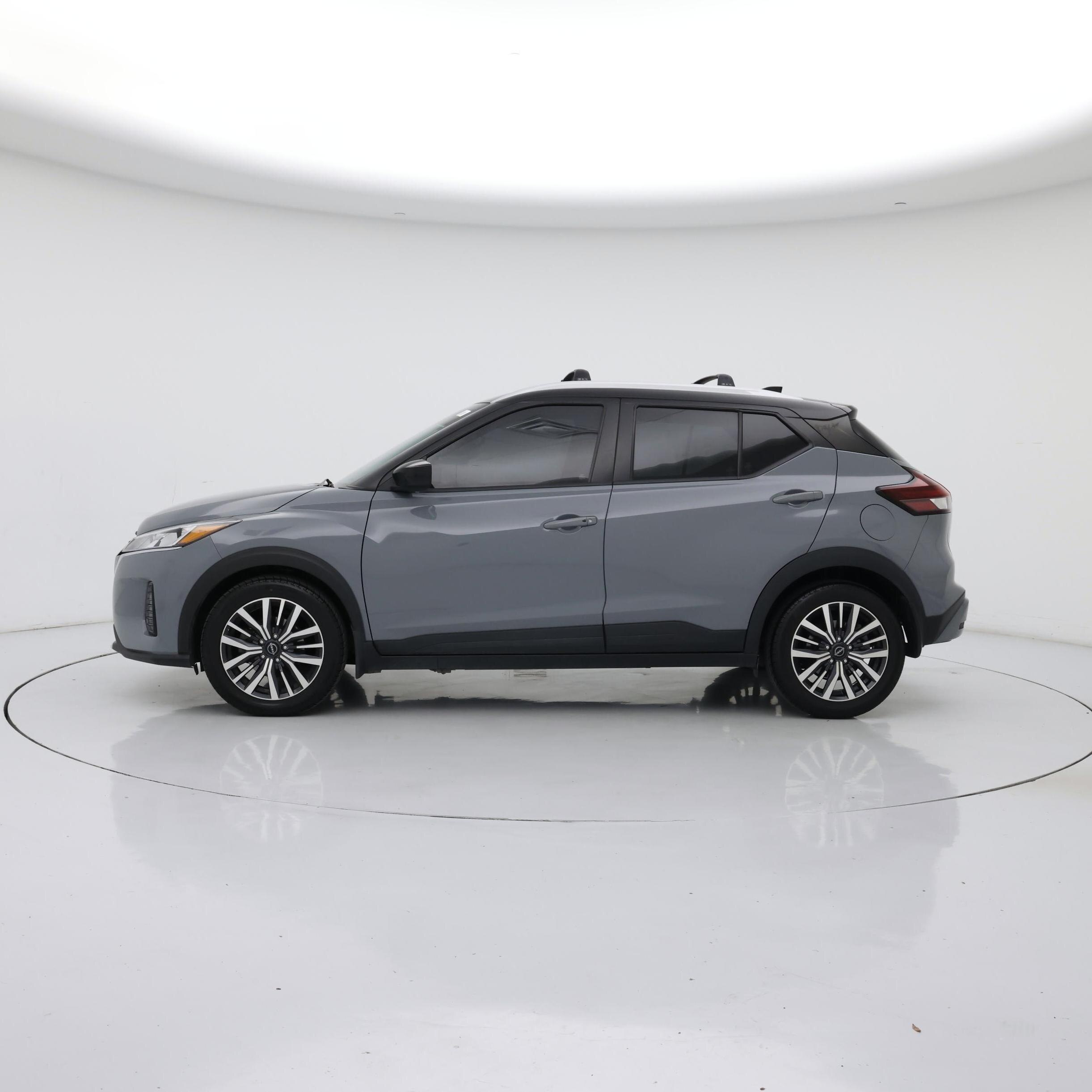 Thumbnail: 2023 Nissan Kicks - 3