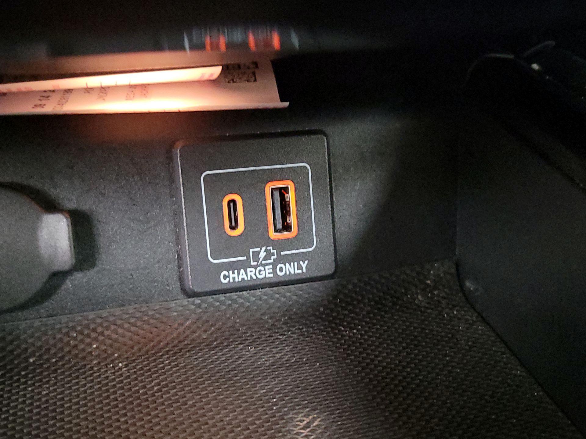 Thumbnail: 2019 Nissan Pathfinder - 18