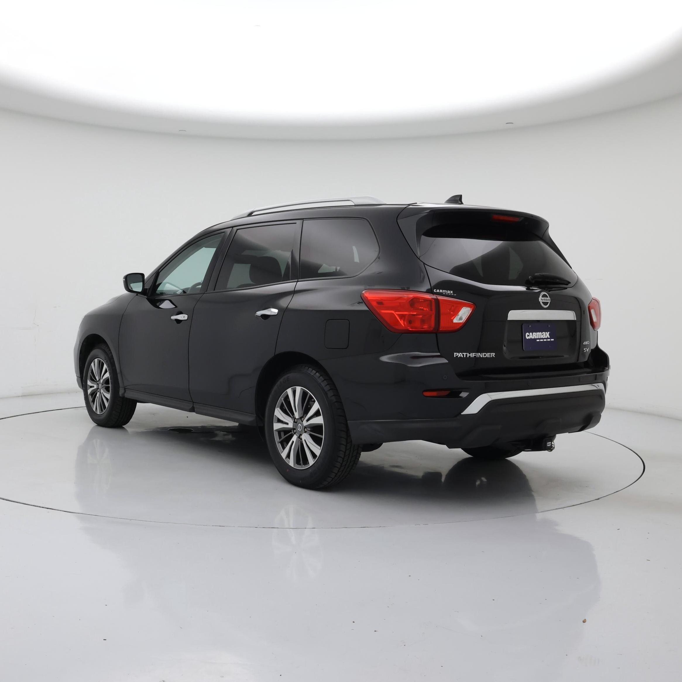 Thumbnail: 2019 Nissan Pathfinder - 2