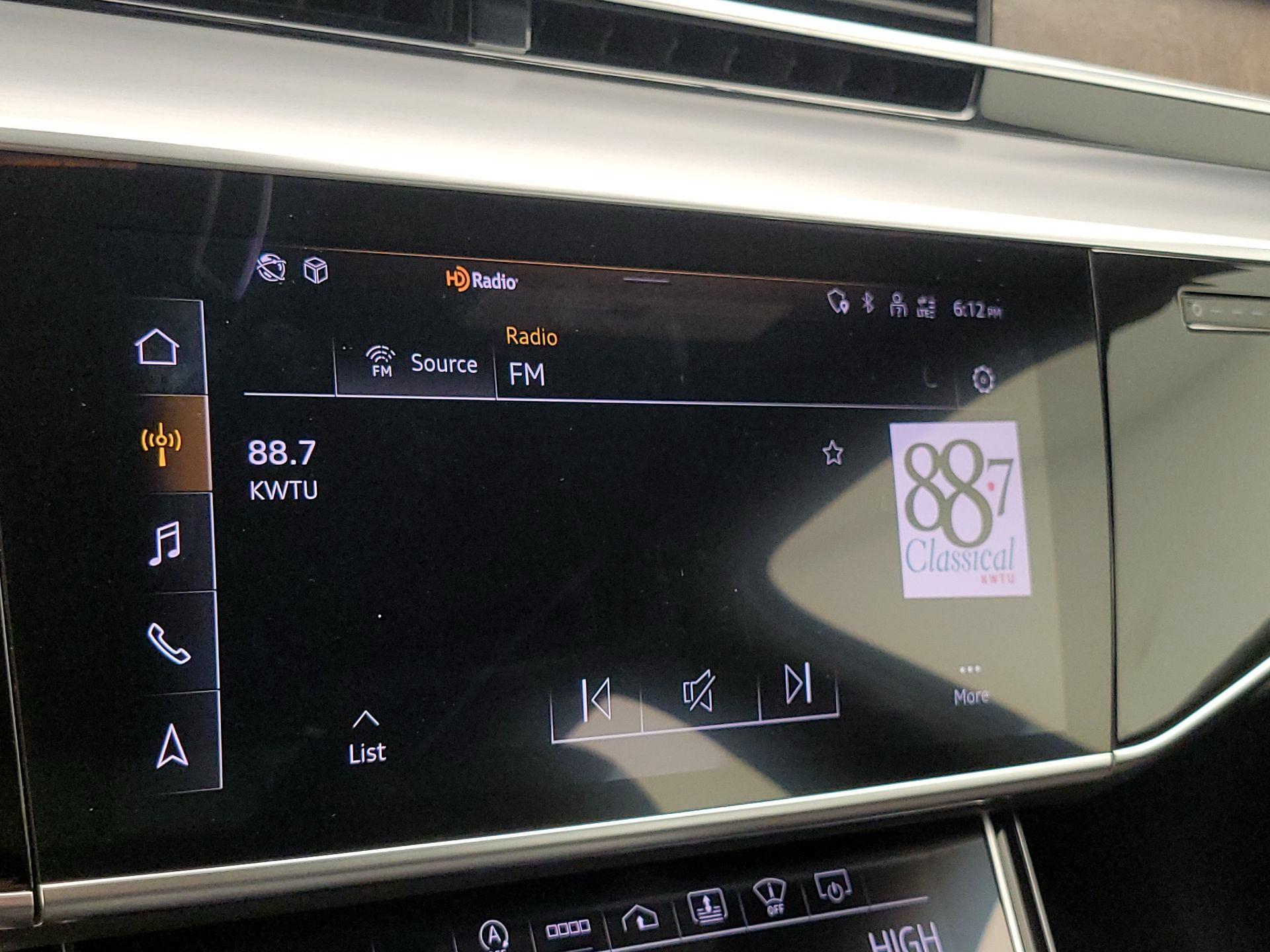 Thumbnail: 2021 Audi A8 - 16