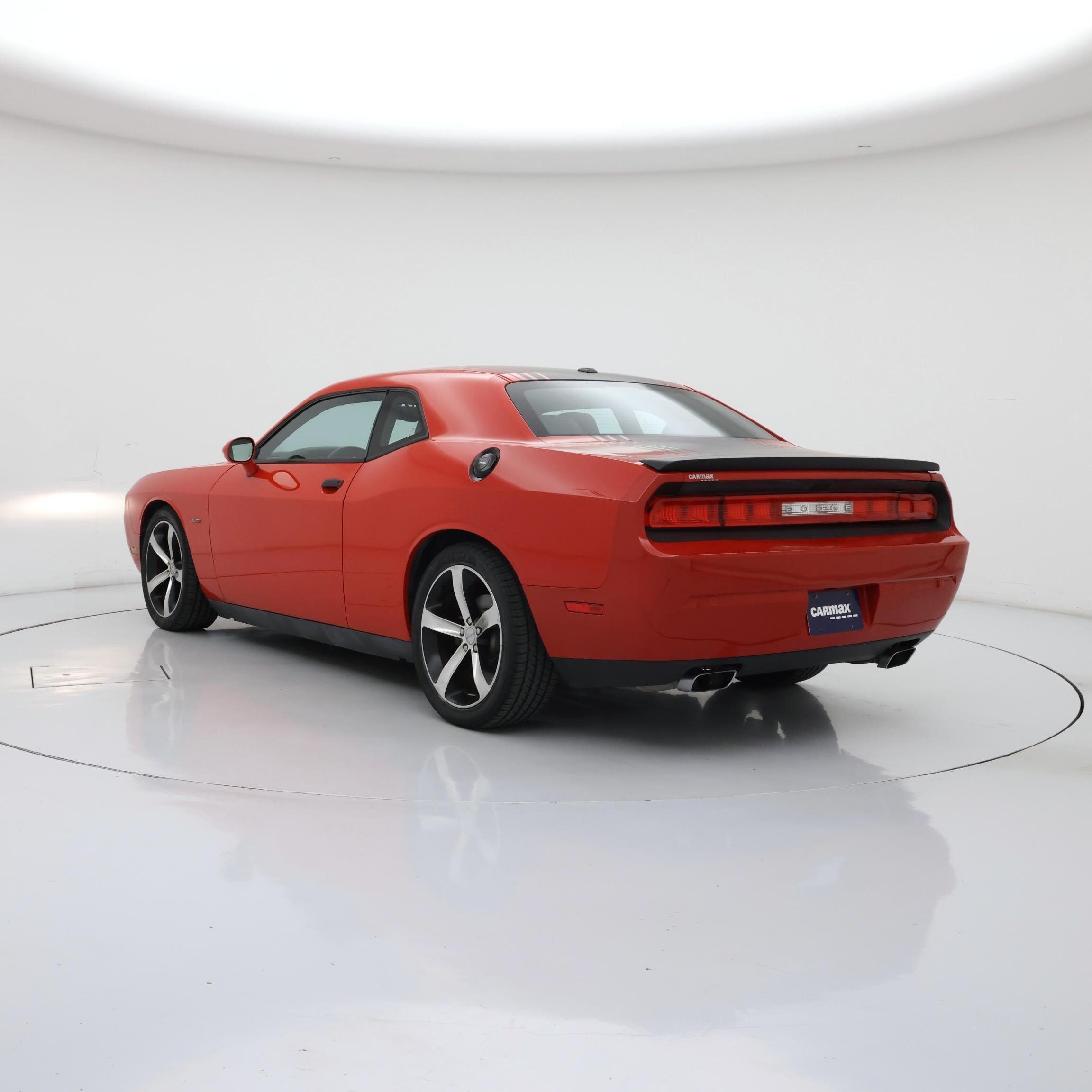 Thumbnail: 2014 Dodge Challenger - 2