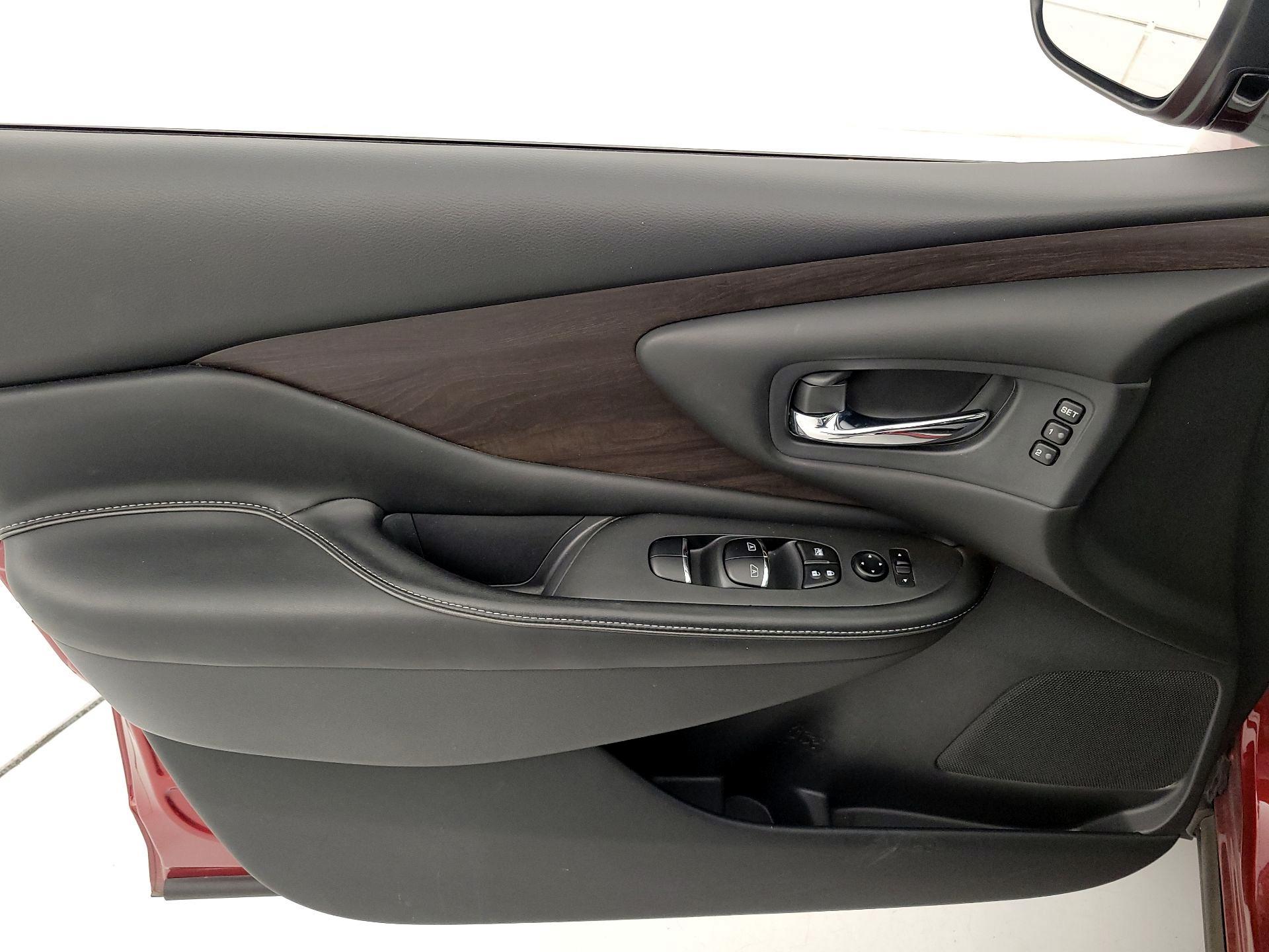 Thumbnail: 2020 Nissan Murano - 12