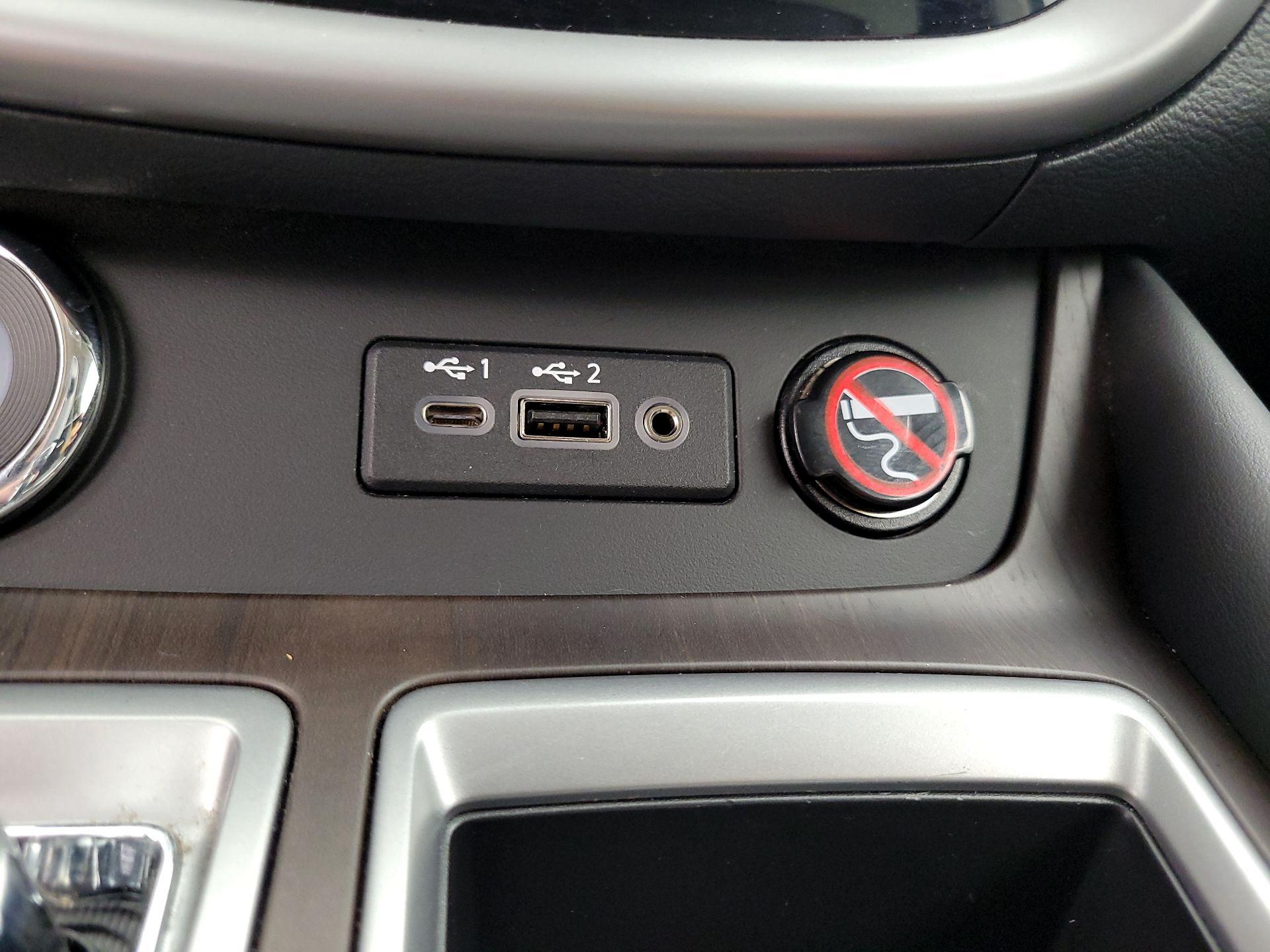 Thumbnail: 2020 Nissan Murano - 19