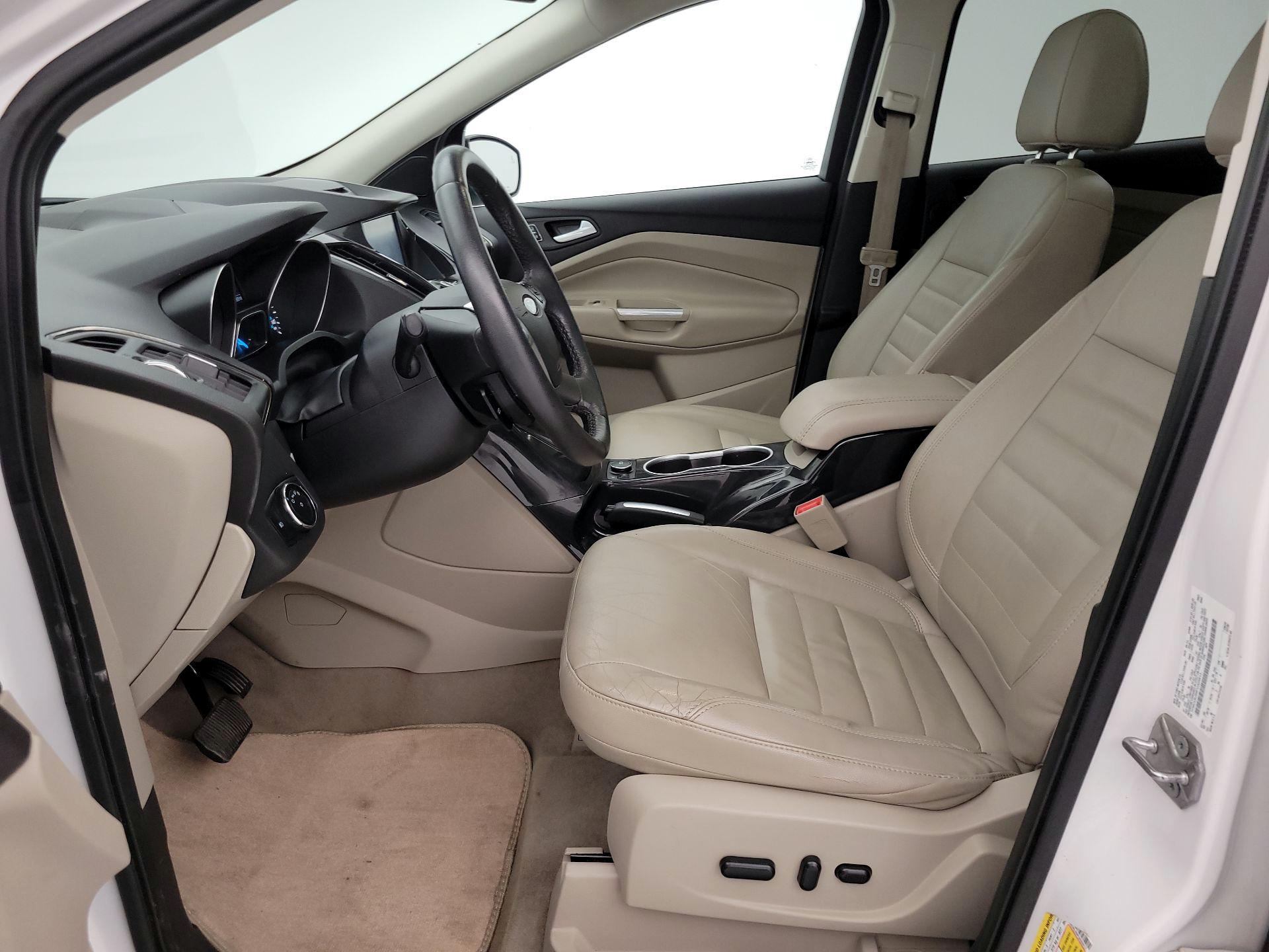 Thumbnail: 2015 Ford Escape - 11