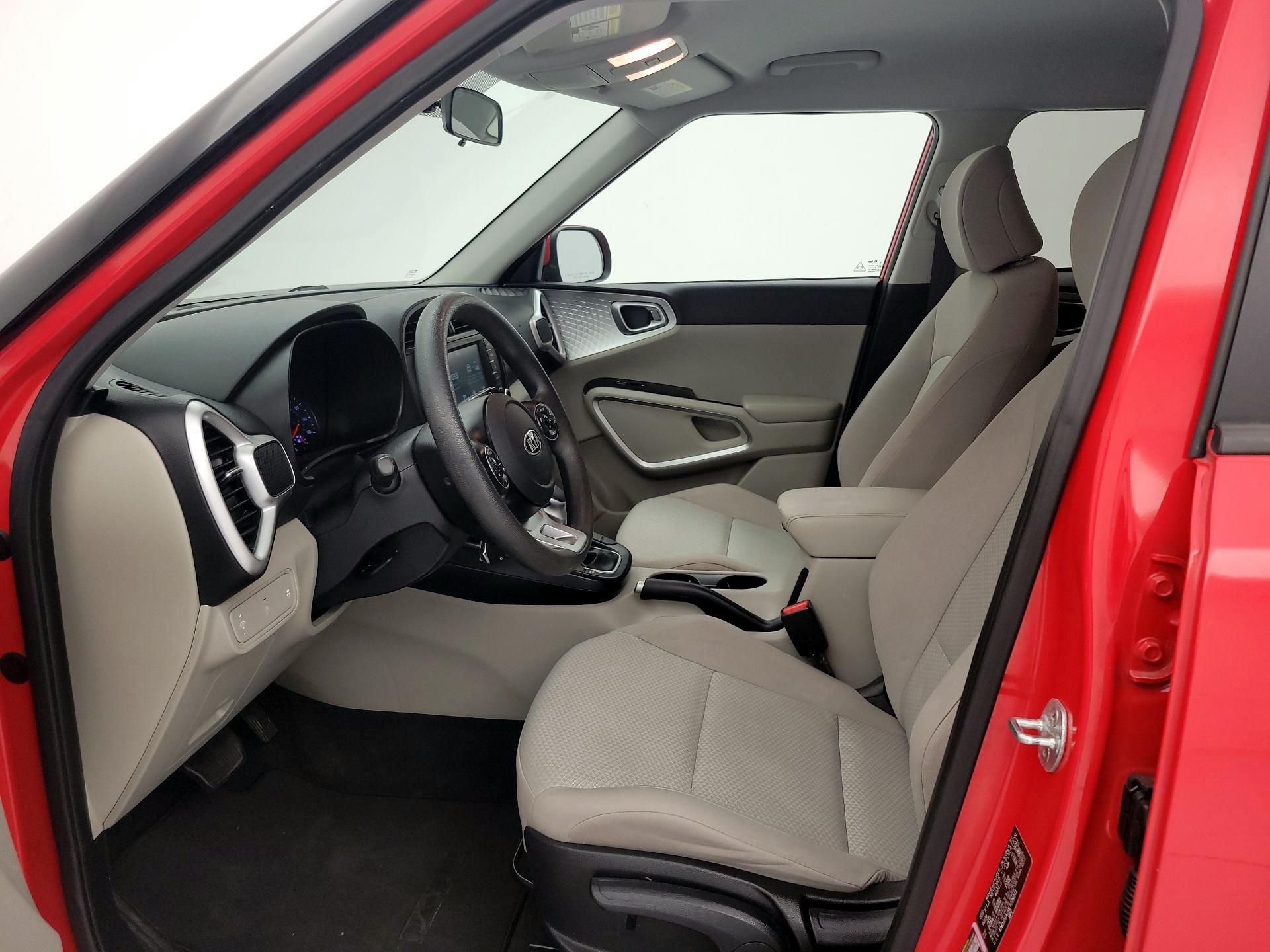 Thumbnail: 2020 Kia Soul - 11