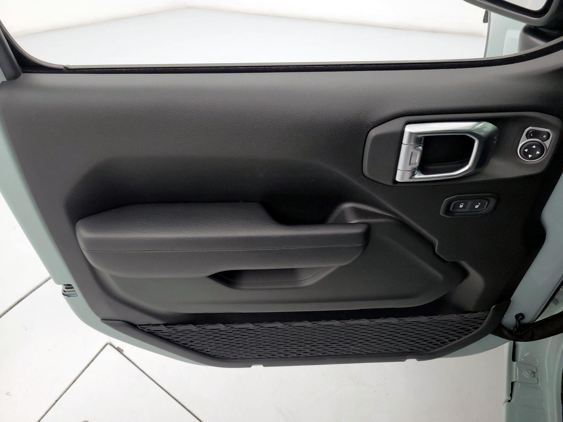 Thumbnail: 2024 Jeep Wrangler - 12