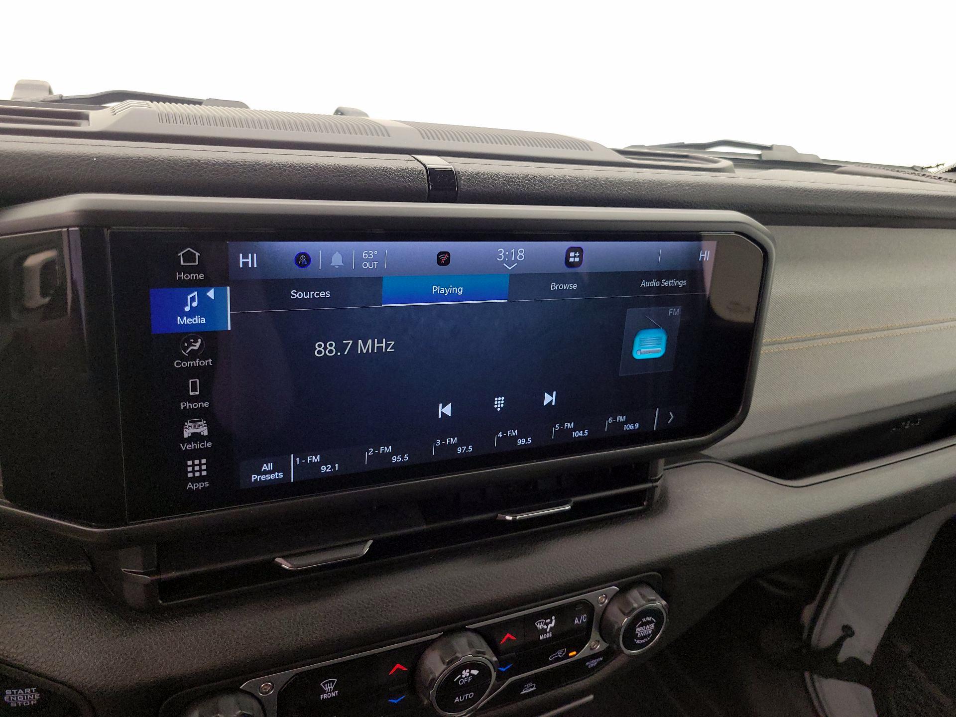 Thumbnail: 2024 Jeep Wrangler - 15