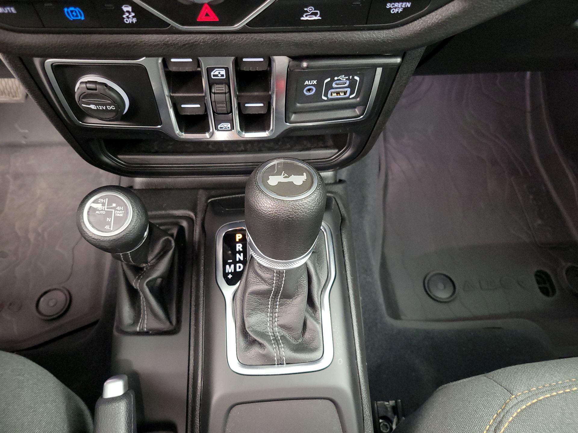 Thumbnail: 2024 Jeep Wrangler - 17