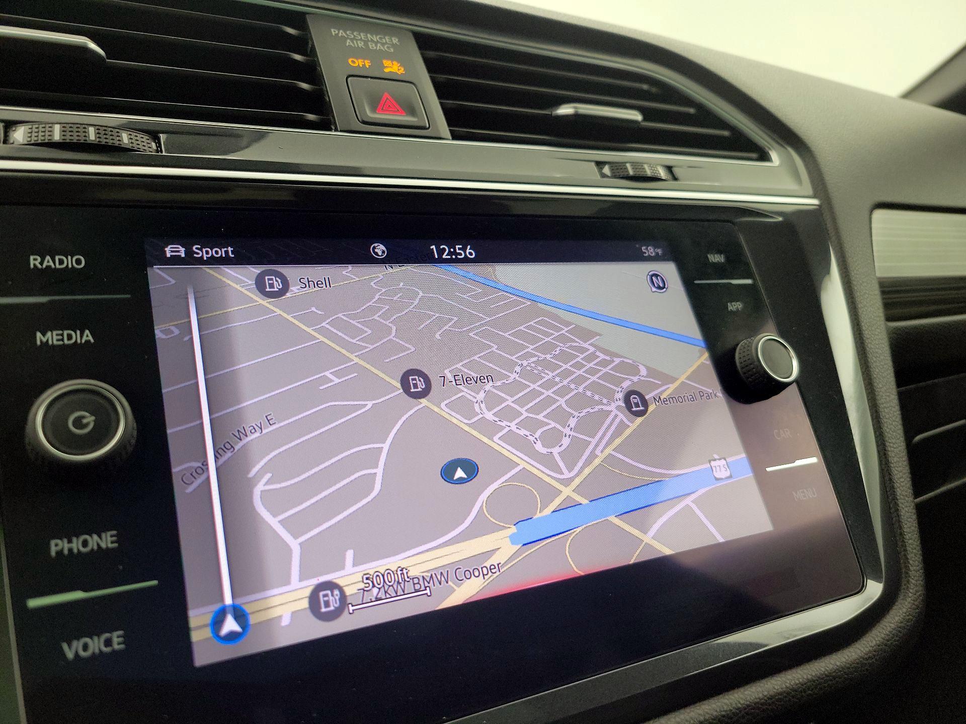 Thumbnail: 2022 Volkswagen Tiguan - 14