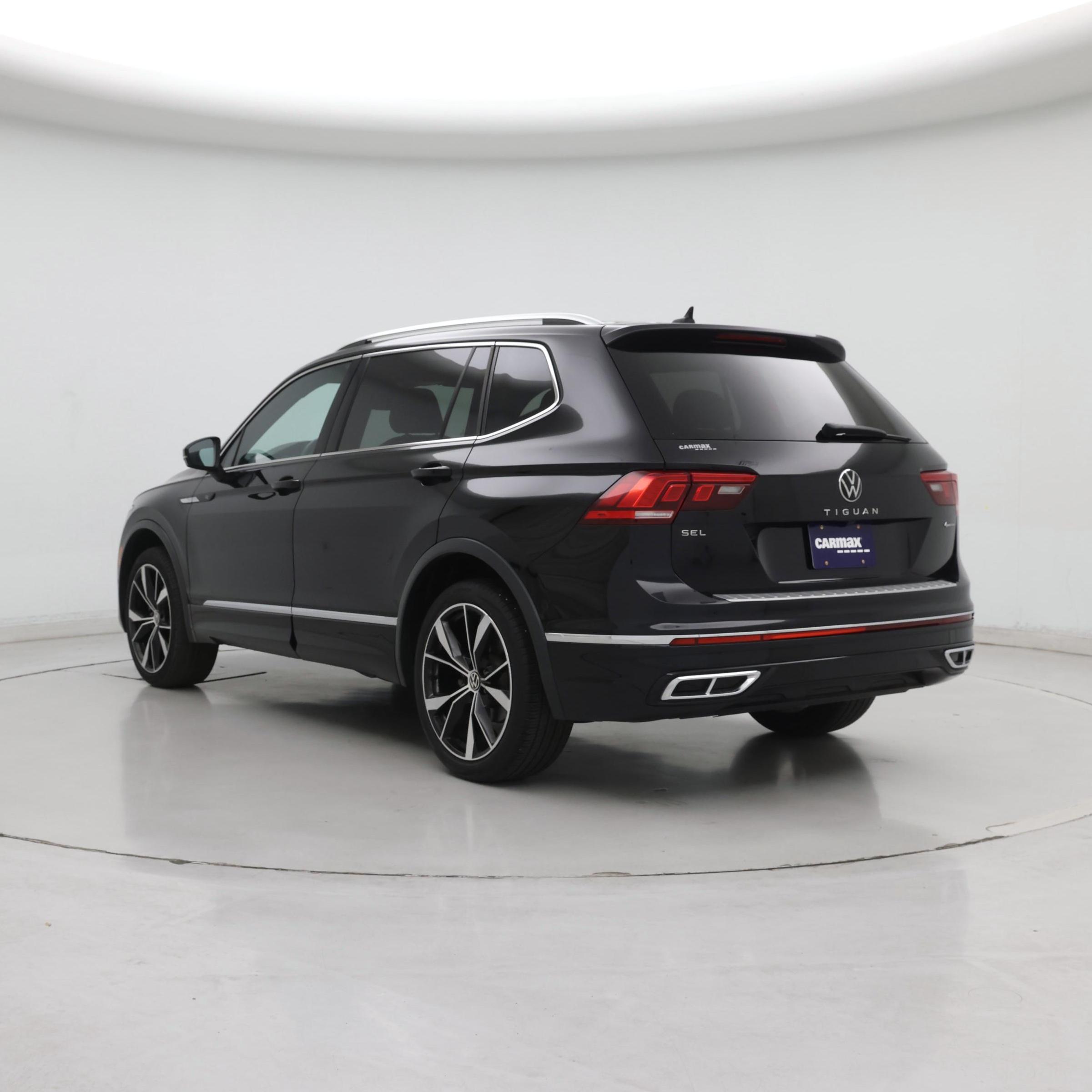 Thumbnail: 2022 Volkswagen Tiguan - 2