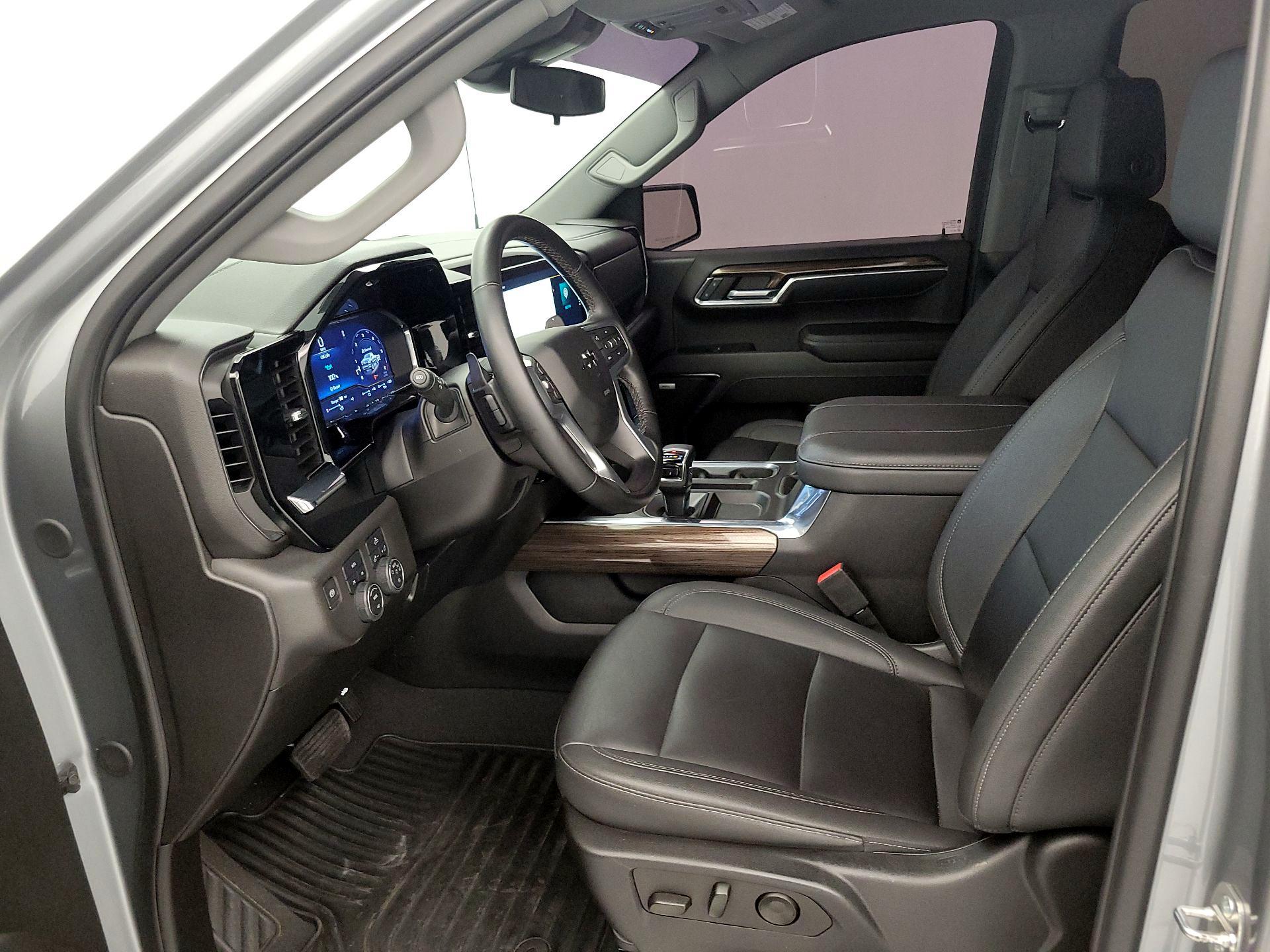 Thumbnail: 2024 Chevrolet Silverado 1500 - 11