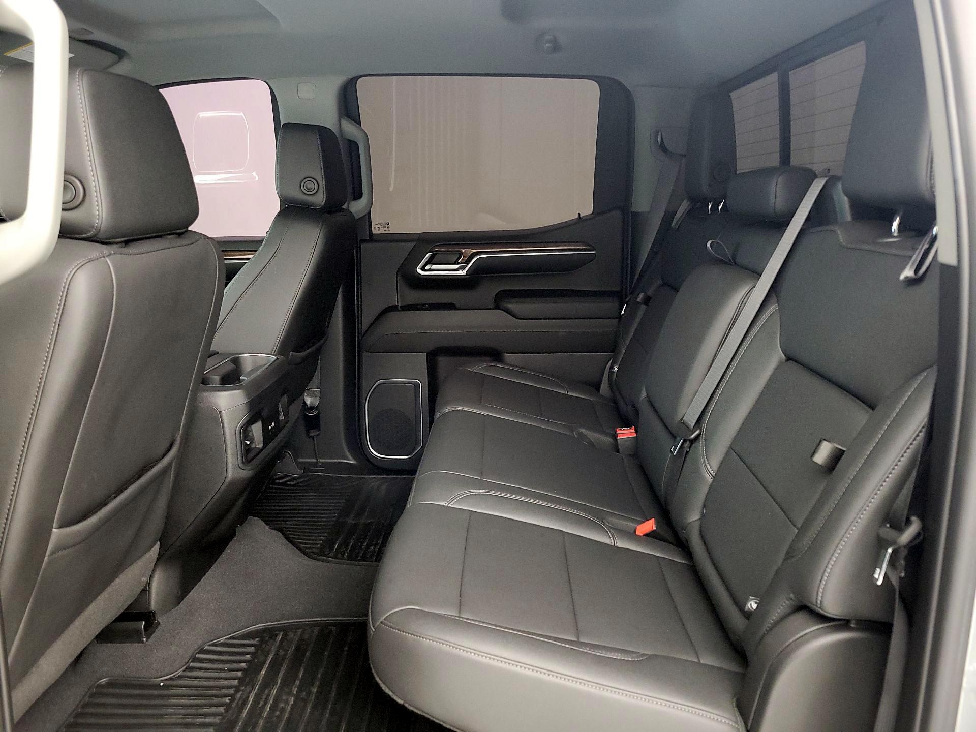 Thumbnail: 2024 Chevrolet Silverado 1500 - 19