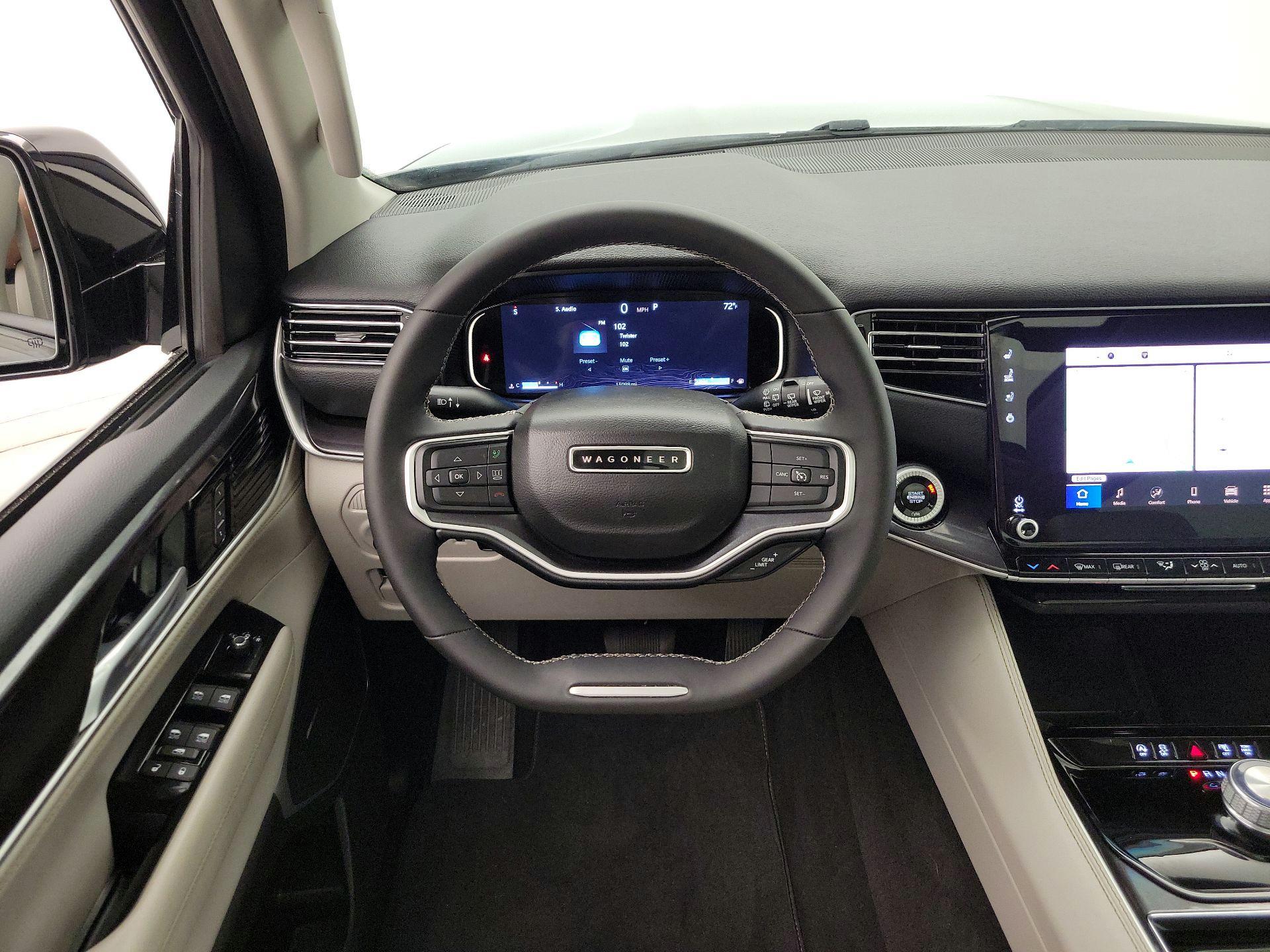 Thumbnail: 2024 Jeep Wagoneer - 10