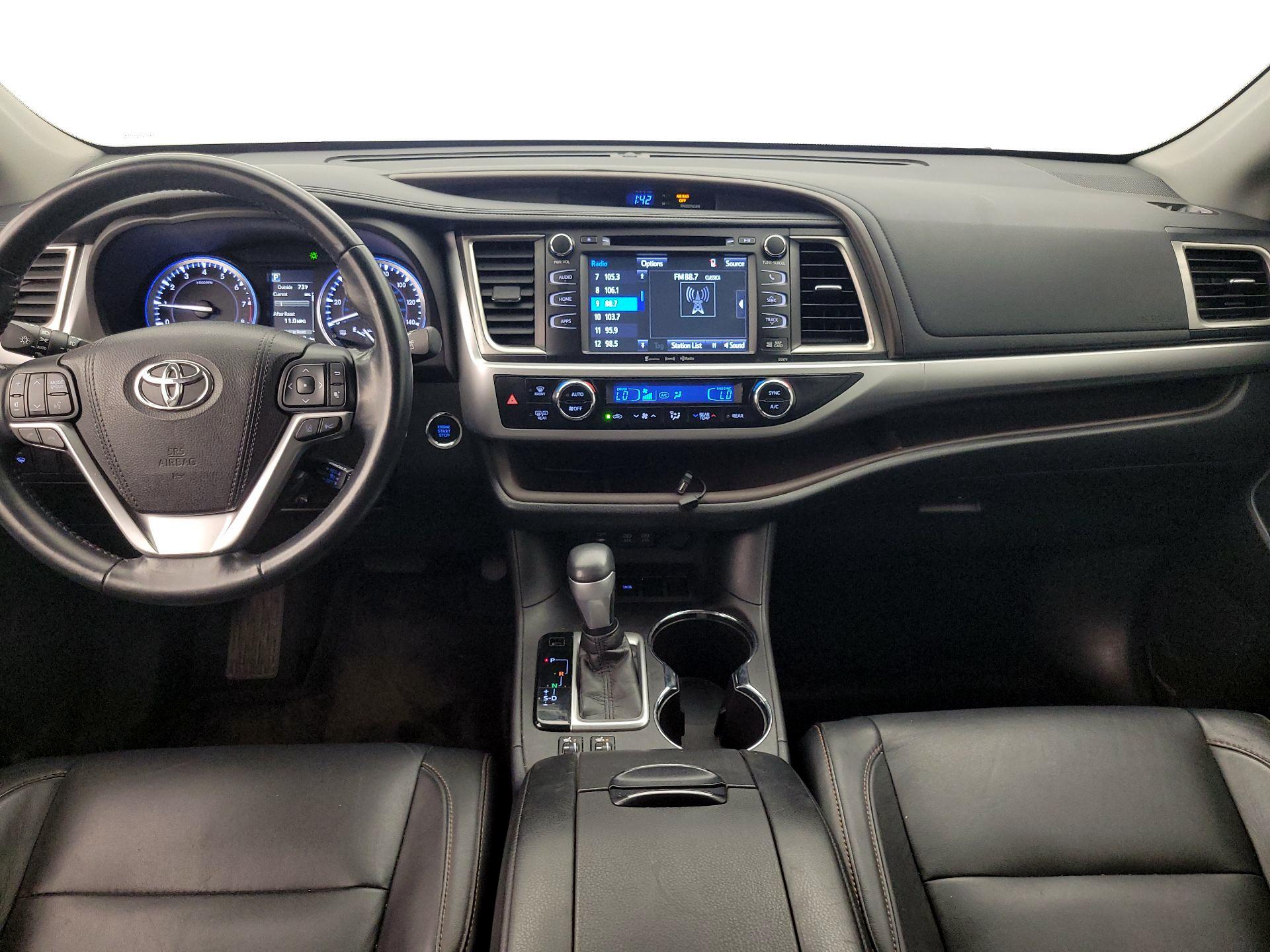 Thumbnail: 2018 Toyota Highlander - 9