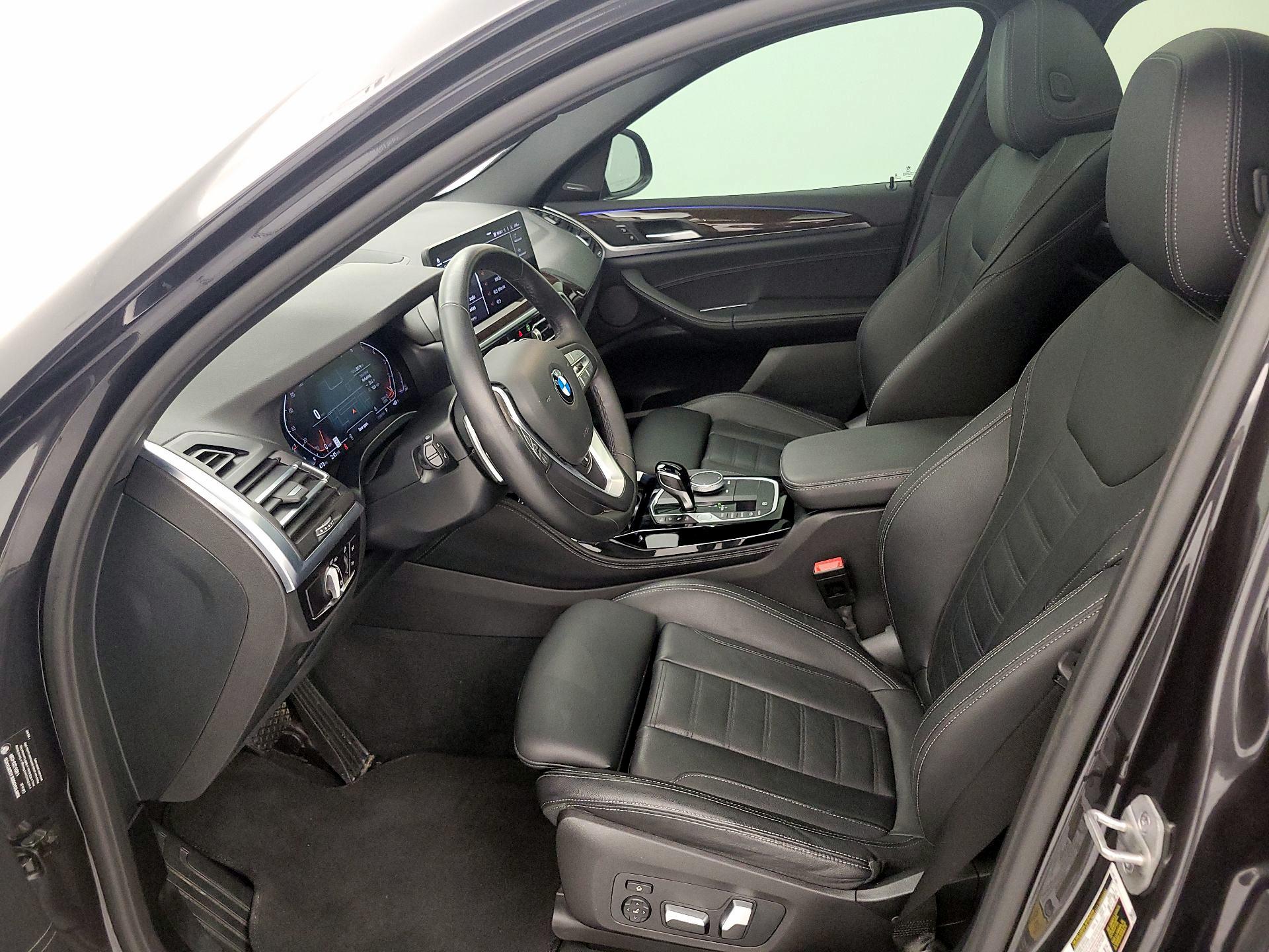 Thumbnail: 2023 BMW X4 - 11