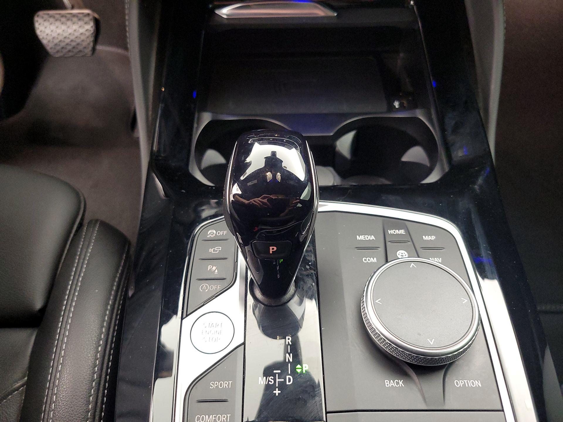 Thumbnail: 2023 BMW X4 - 18