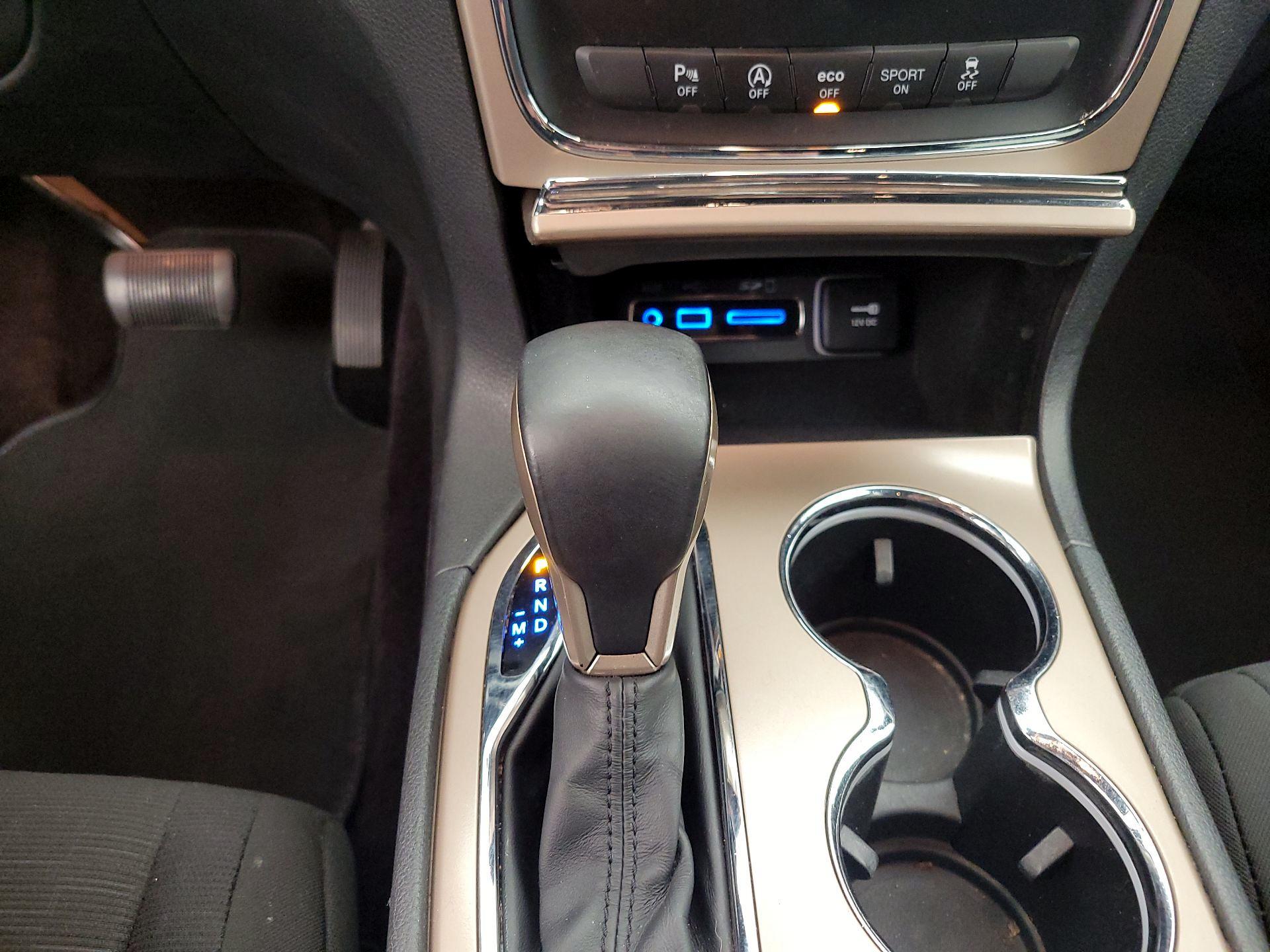 Thumbnail: 2016 Jeep Grand Cherokee - 17