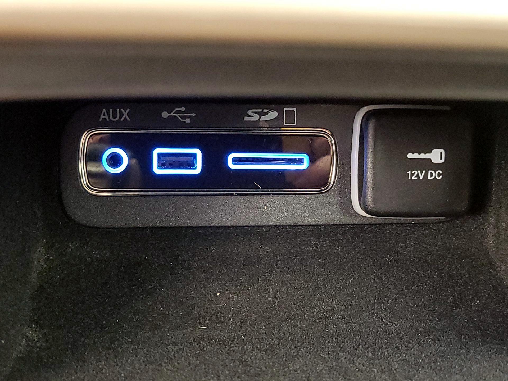 Thumbnail: 2016 Jeep Grand Cherokee - 18