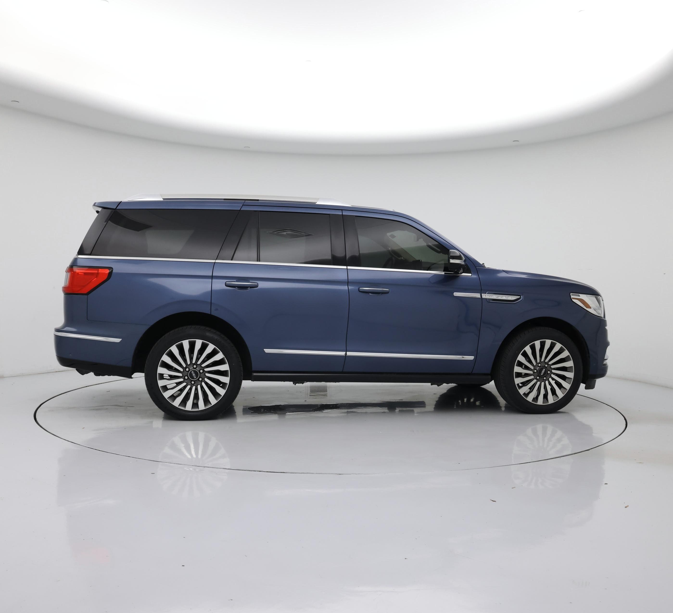 Thumbnail: 2020 Lincoln Navigator - 7