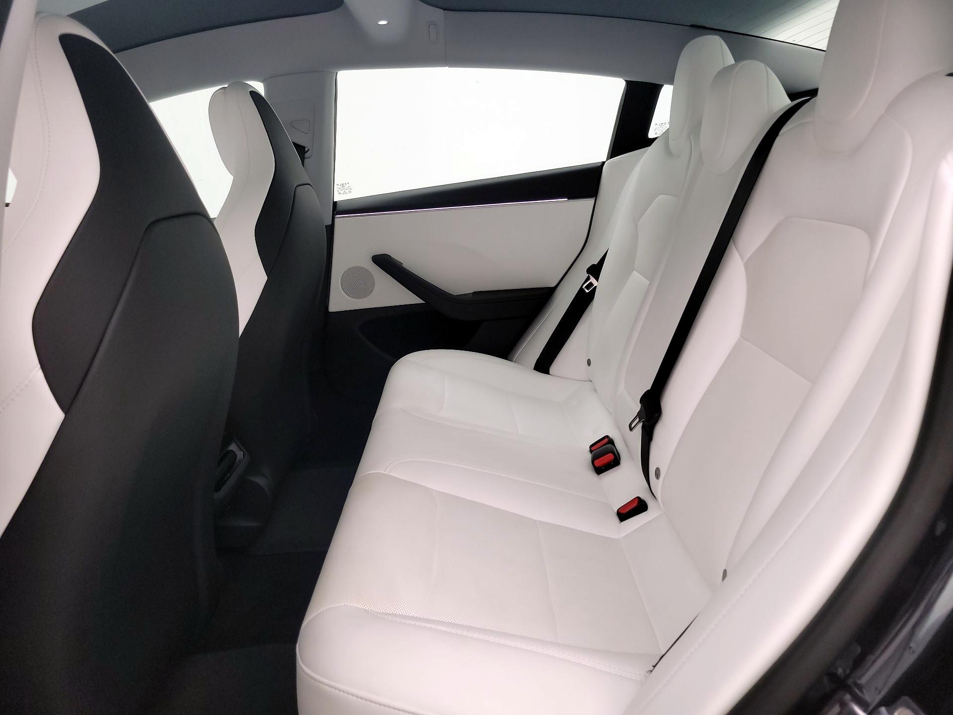 Thumbnail: 2025 Tesla Model 3 - 19