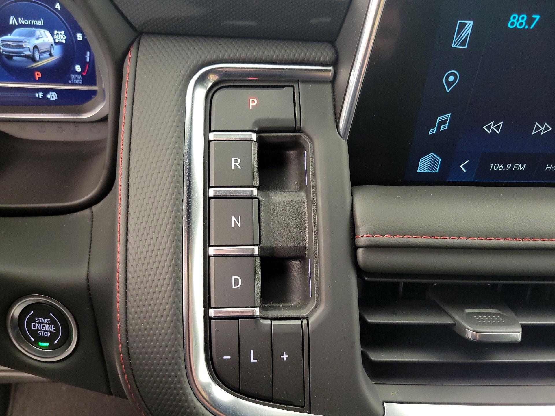 Thumbnail: 2023 Chevrolet Suburban - 17