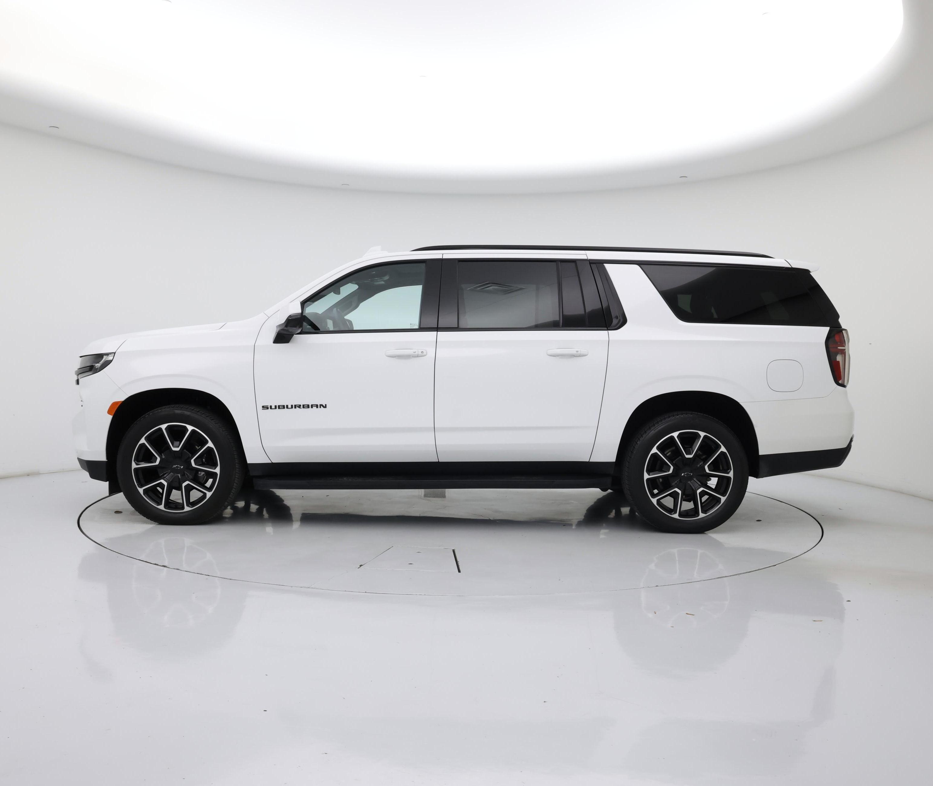 Thumbnail: 2023 Chevrolet Suburban - 3