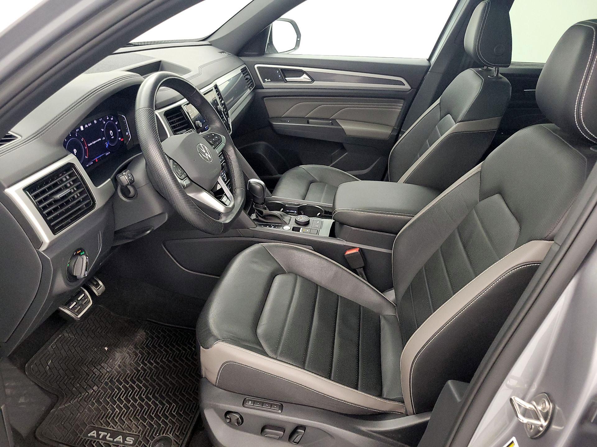 Thumbnail: 2023 Volkswagen Atlas - 11