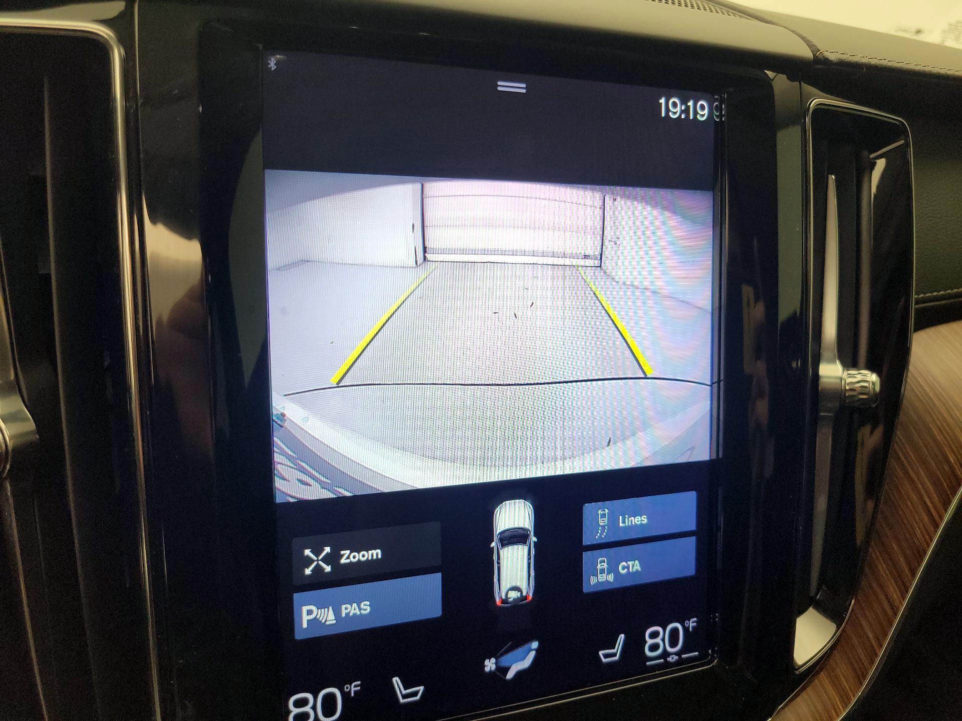 Thumbnail: 2020 Volvo XC60 - 15