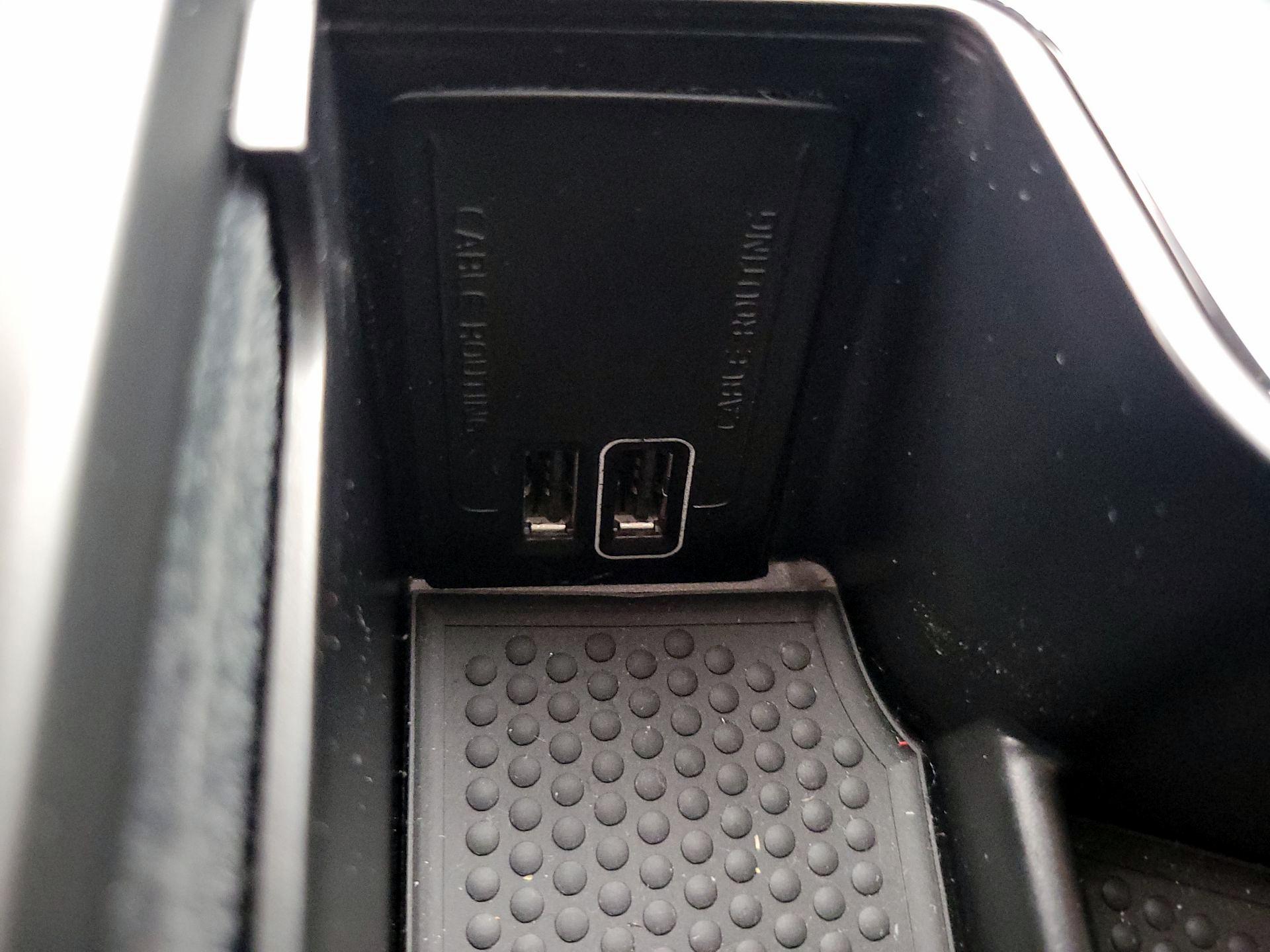 Thumbnail: 2020 Volvo XC60 - 19