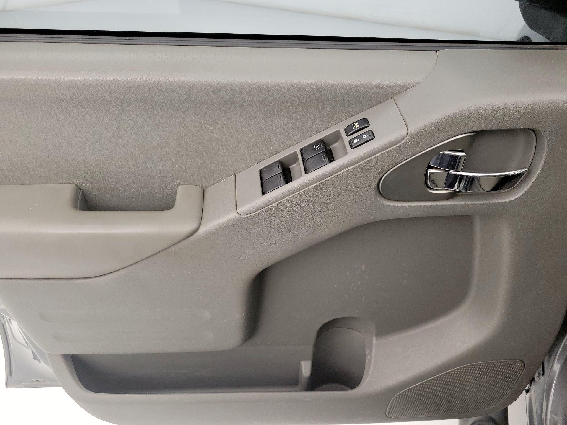 Thumbnail: 2019 Nissan Frontier - 12