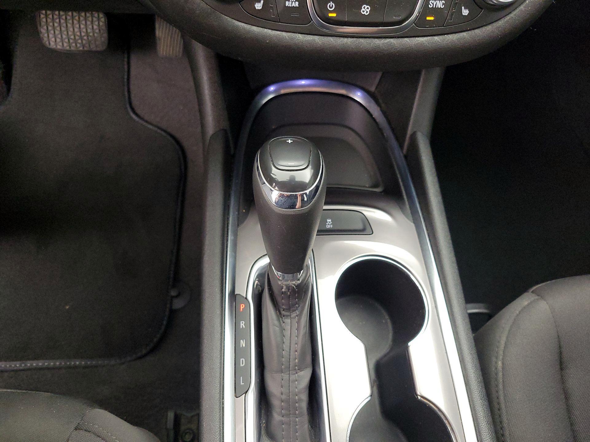 Thumbnail: 2019 Chevrolet Malibu - 17