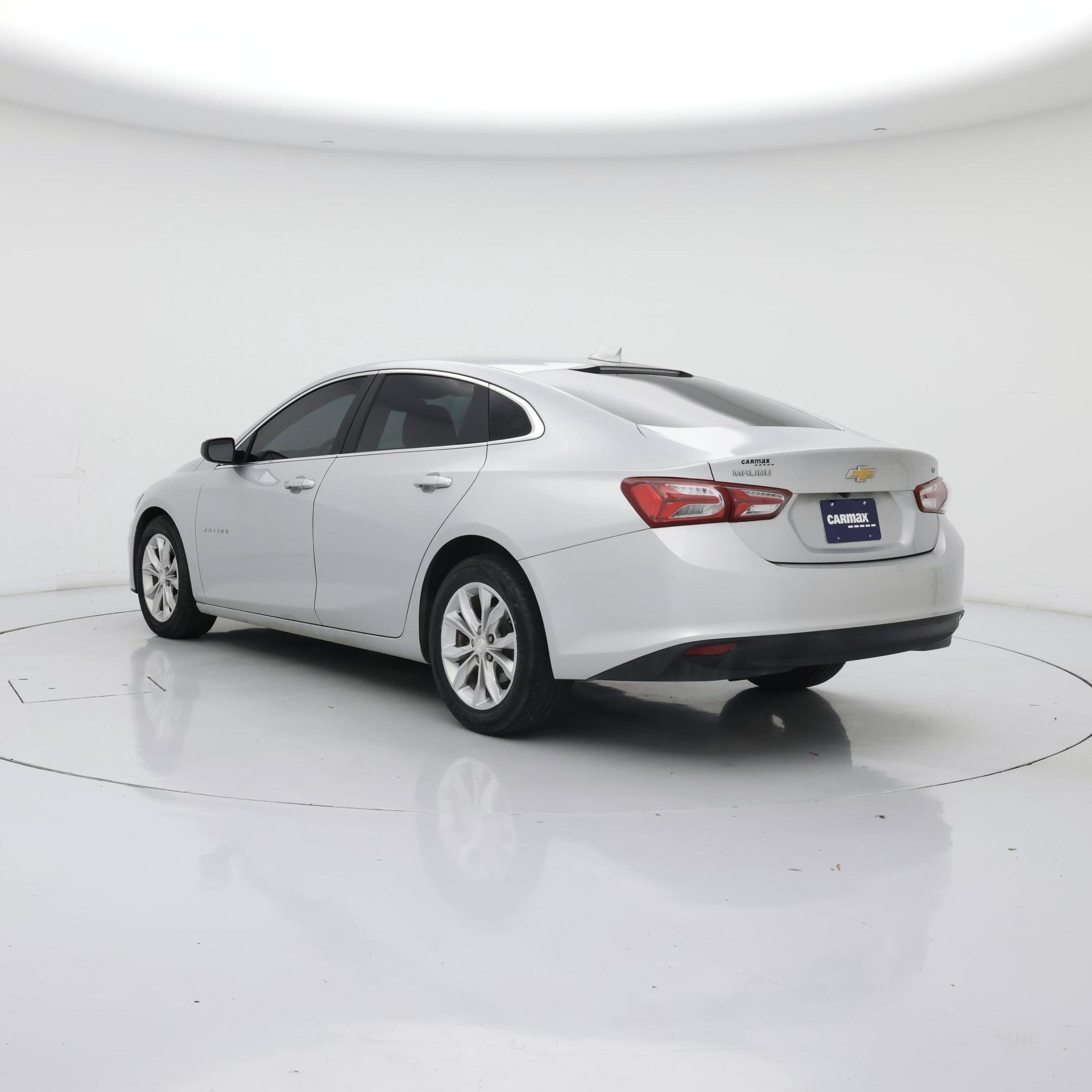 Thumbnail: 2019 Chevrolet Malibu - 2