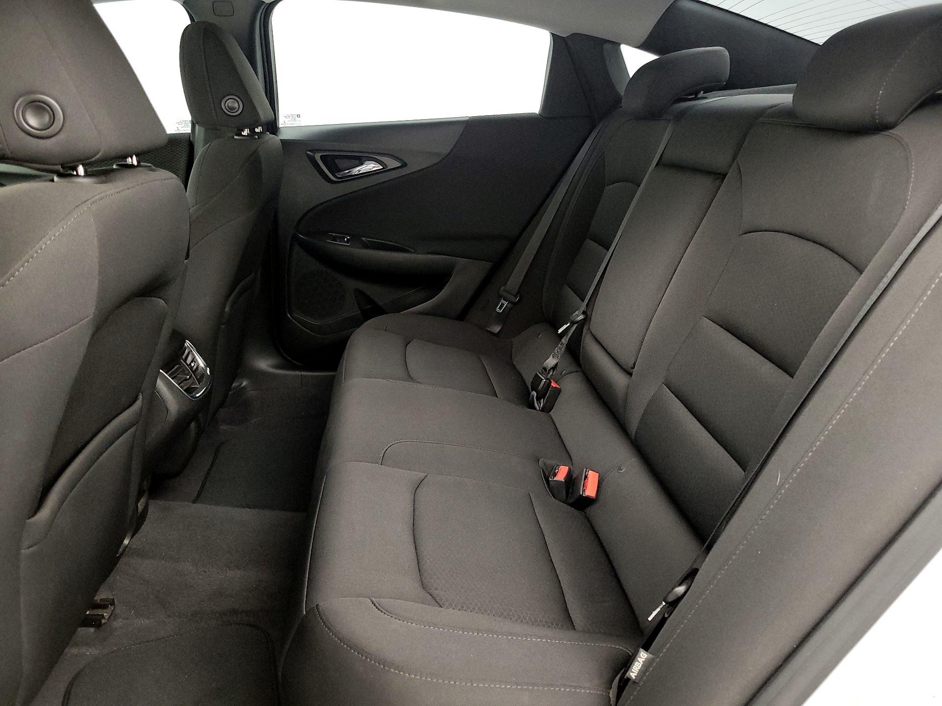 Thumbnail: 2019 Chevrolet Malibu - 19