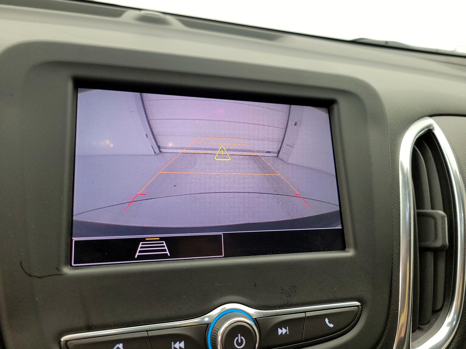 Thumbnail: 2022 Chevrolet Equinox - 14