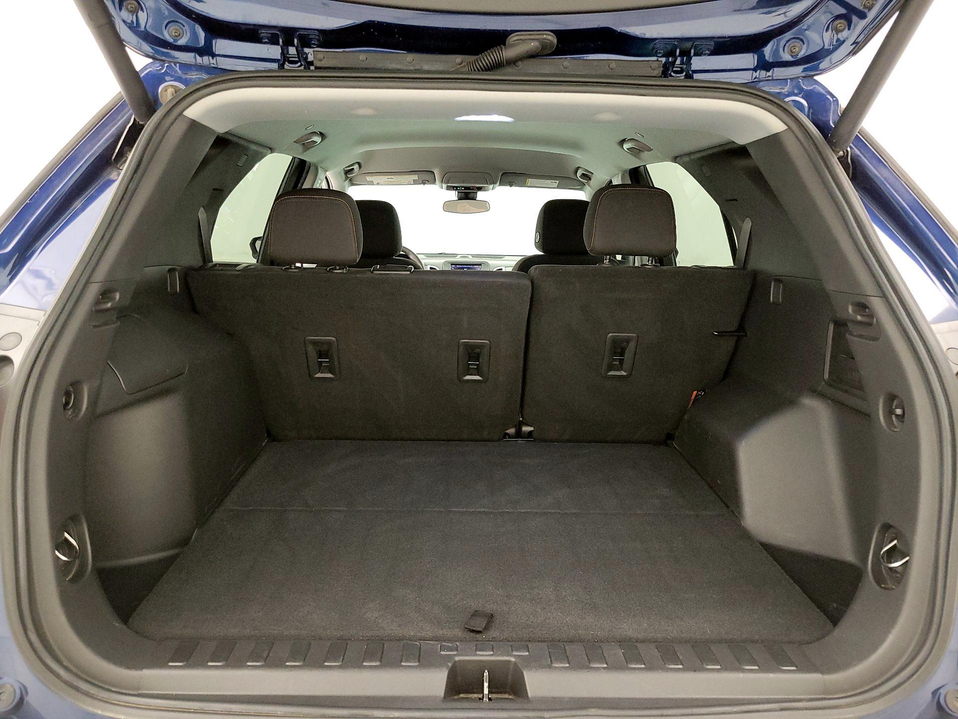 Thumbnail: 2022 Chevrolet Equinox - 20