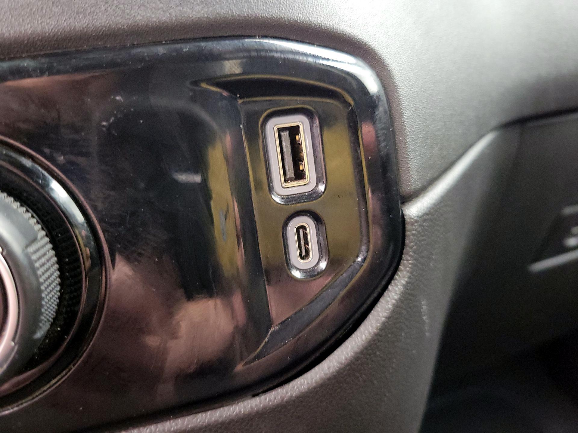 Thumbnail: 2024 Chevrolet Silverado 2500 - 18