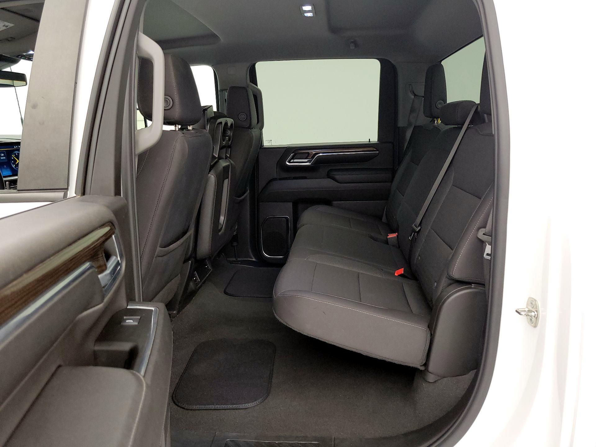 Thumbnail: 2024 Chevrolet Silverado 2500 - 19