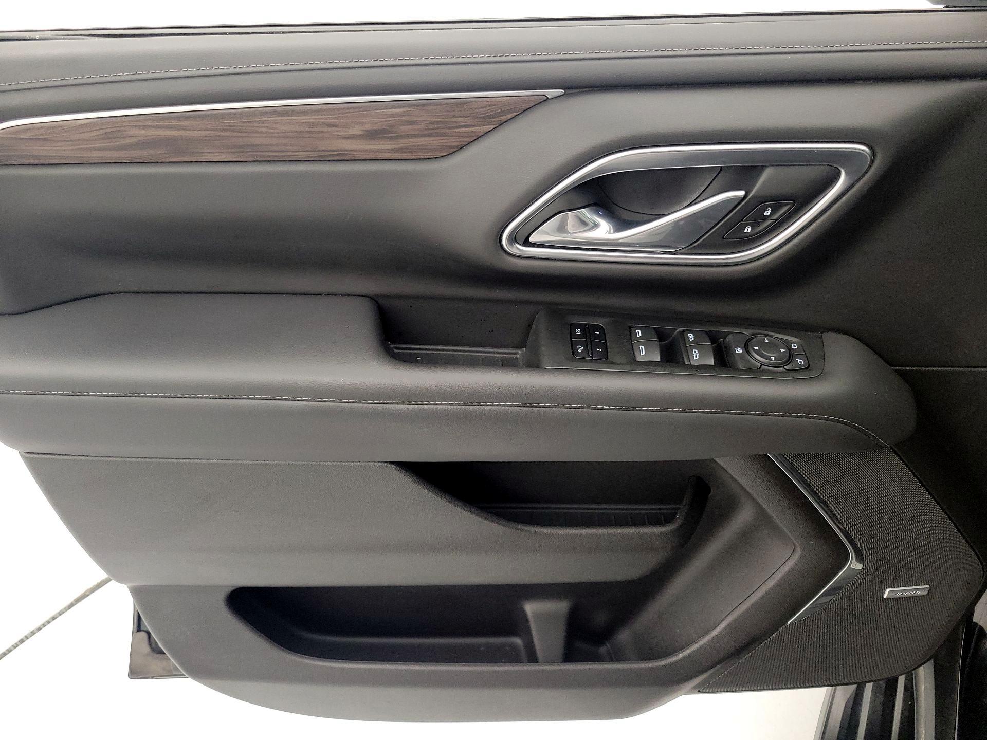 Thumbnail: 2021 Chevrolet Suburban - 12