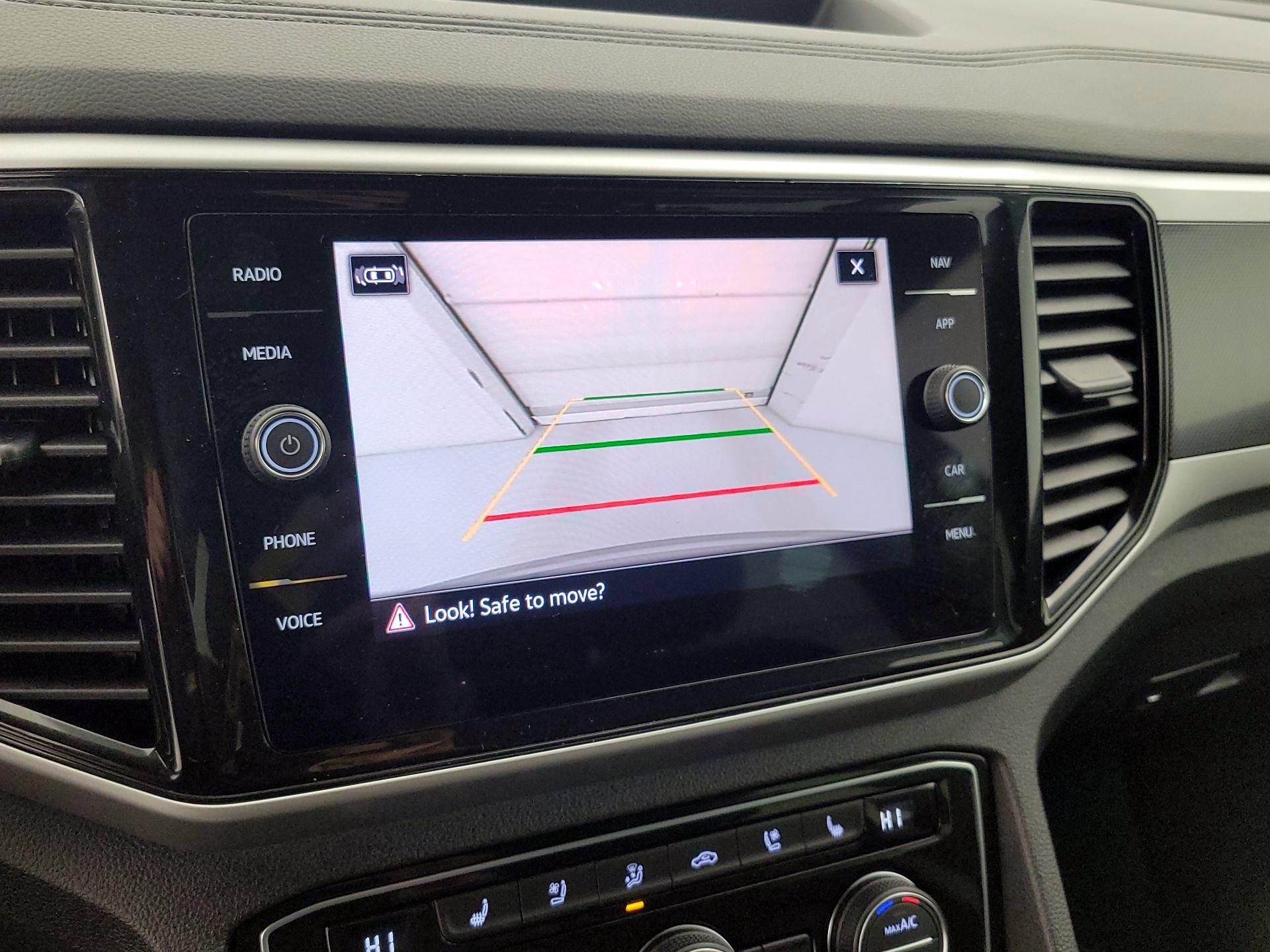 Thumbnail: 2023 Volkswagen Atlas - 15