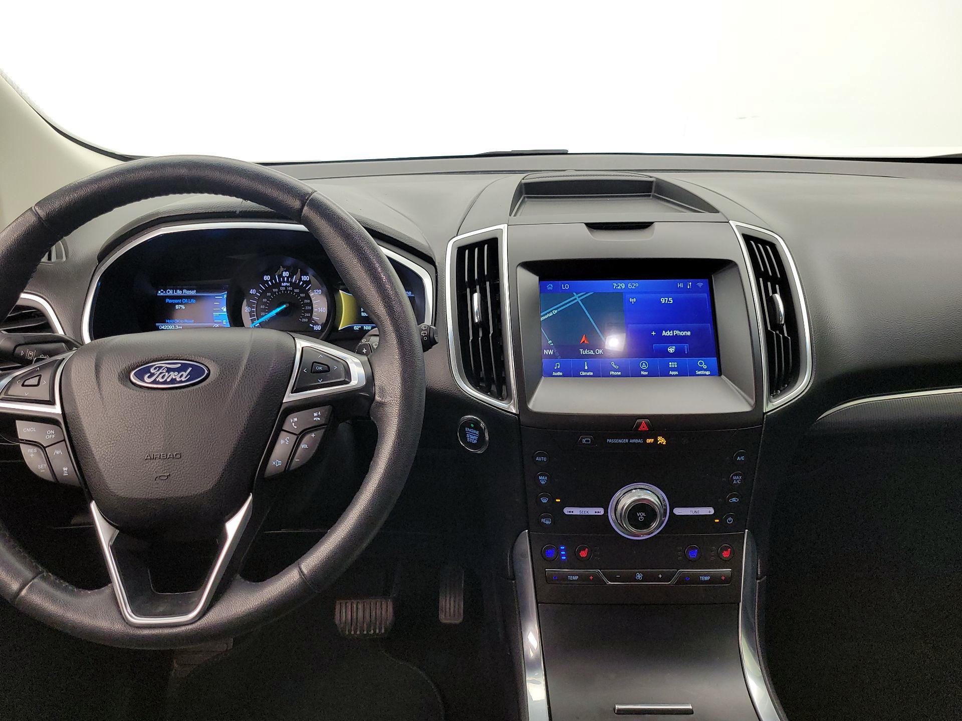 Thumbnail: 2020 Ford Edge - 9