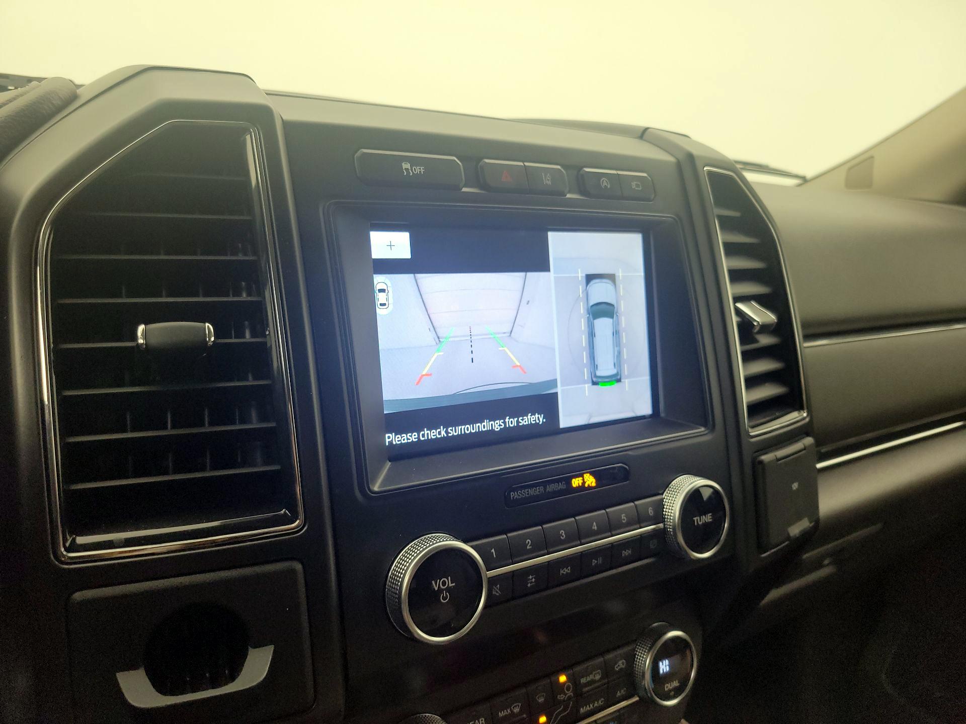 Thumbnail: 2020 Ford Expedition - 15